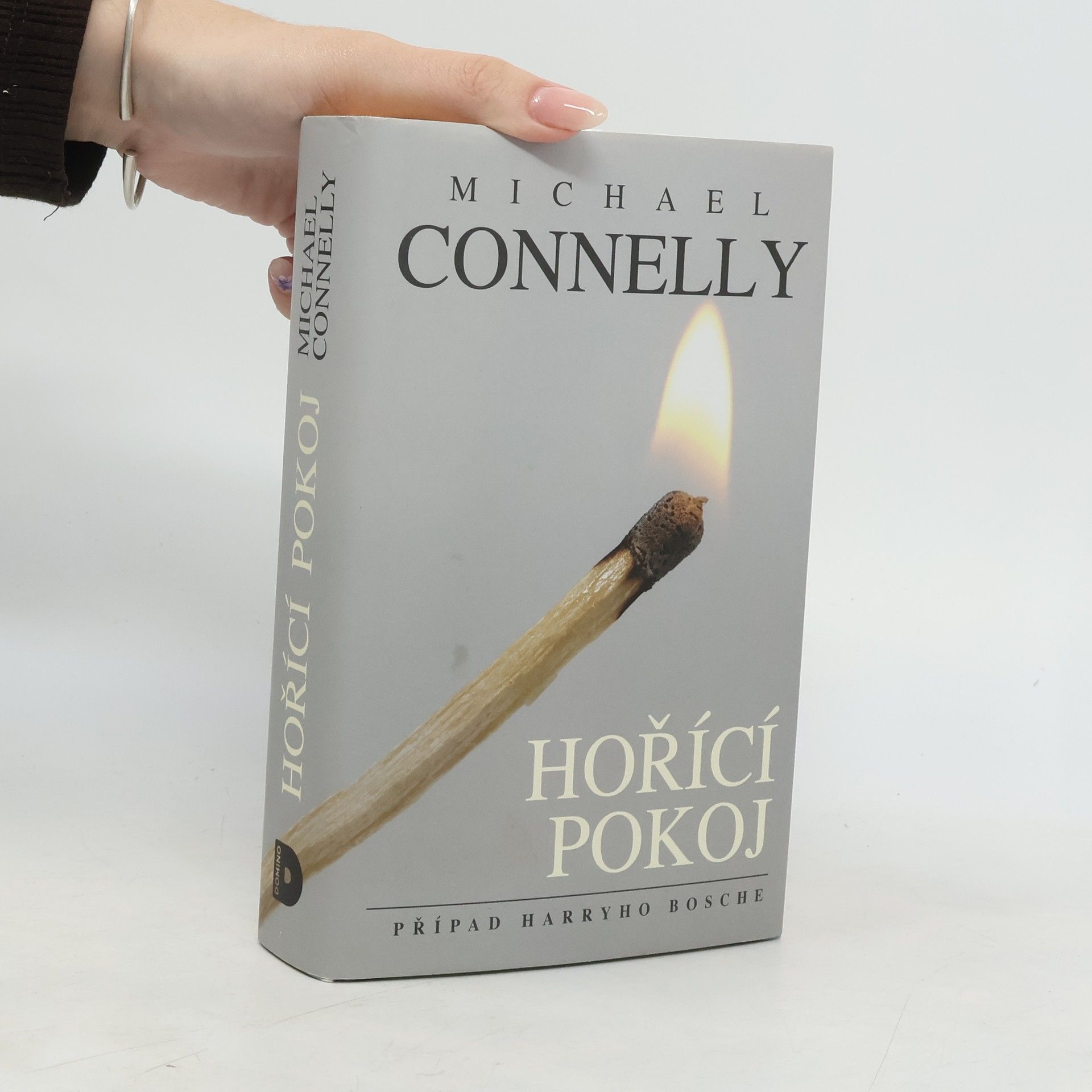 Michael Connelly Hořící pokoj