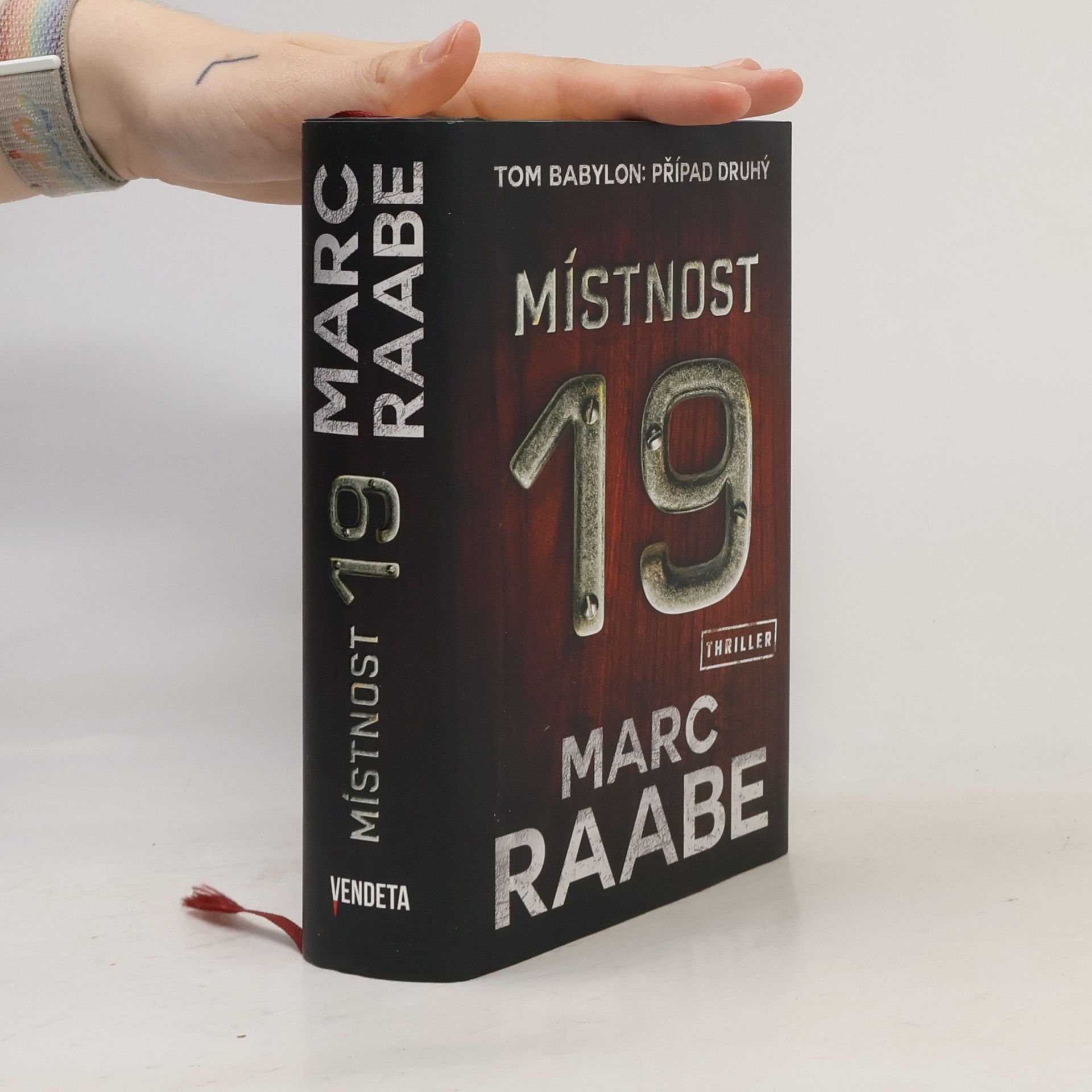 Marc Raabe Místnost 19