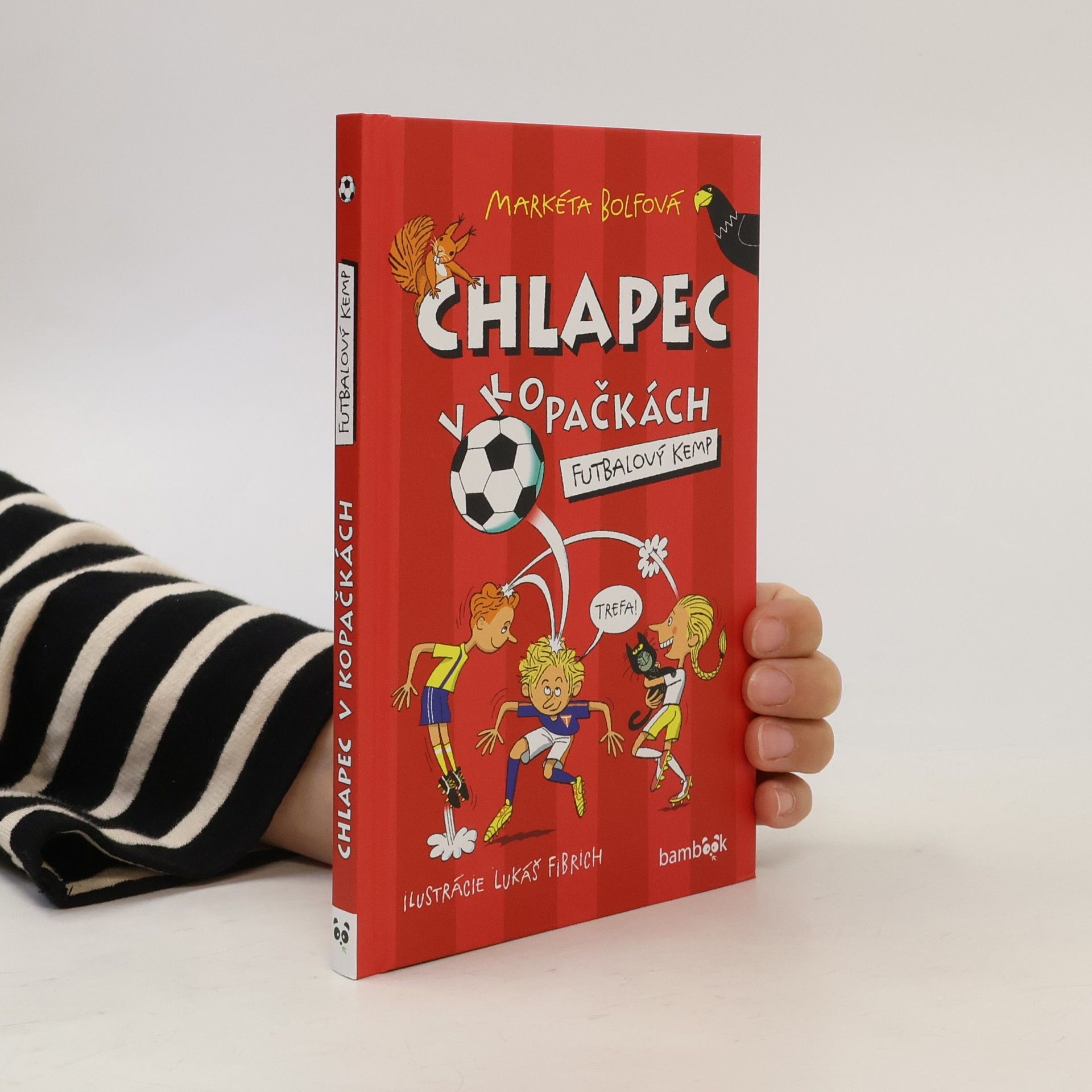 Chlapec v kopačkách Futbalový kemp