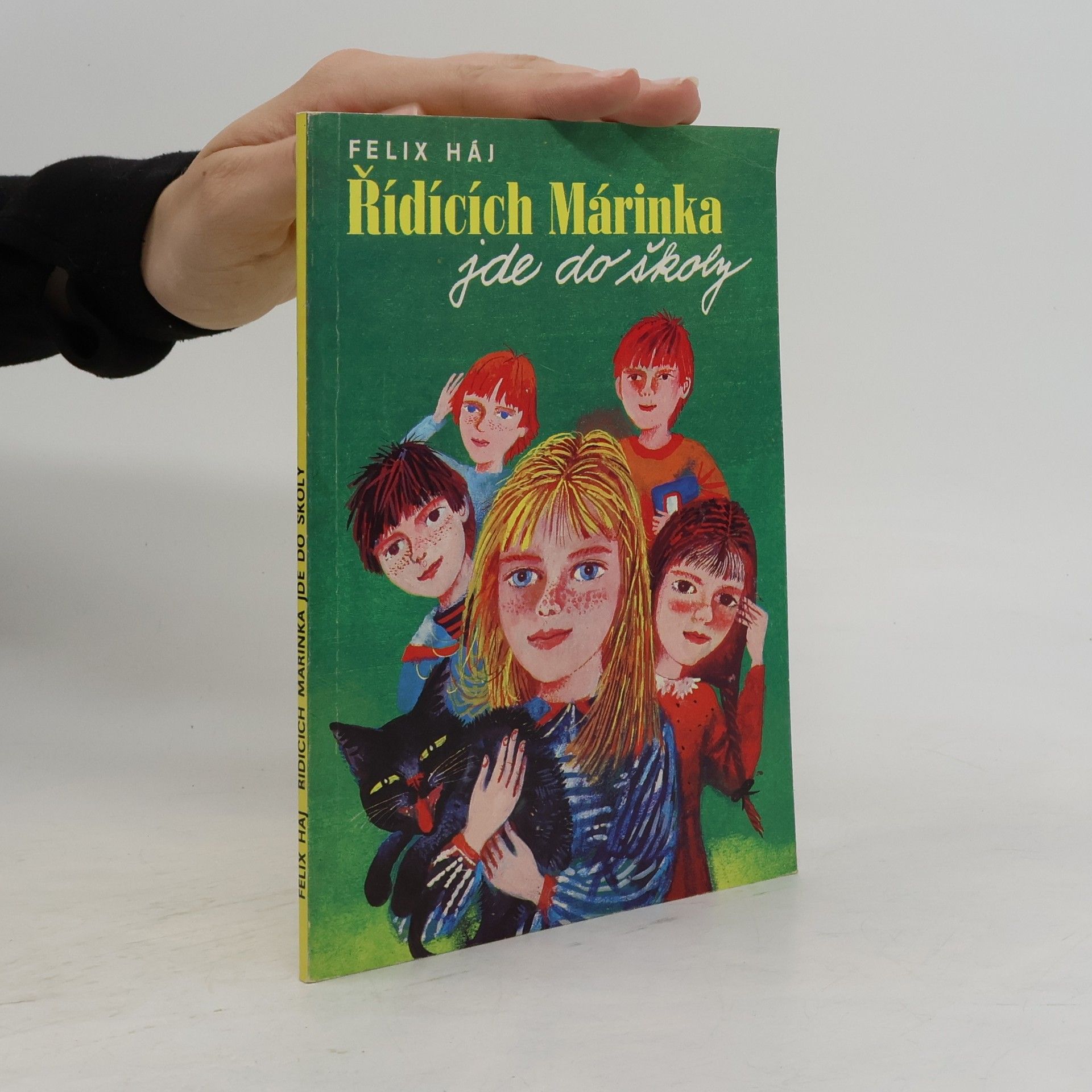 Felix Háj Řídících Márinka jde do školy