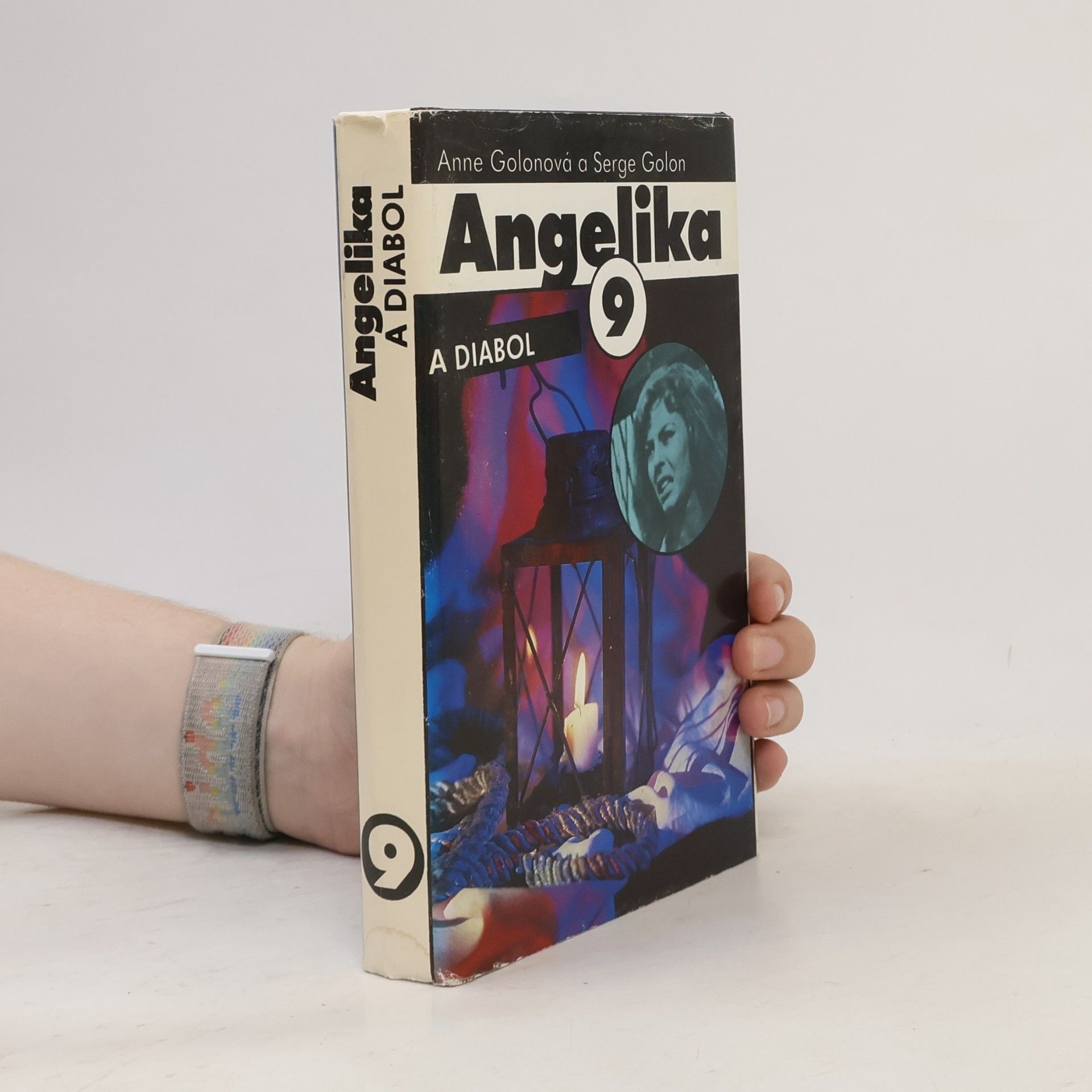 Anne Golon Angelika a diabol