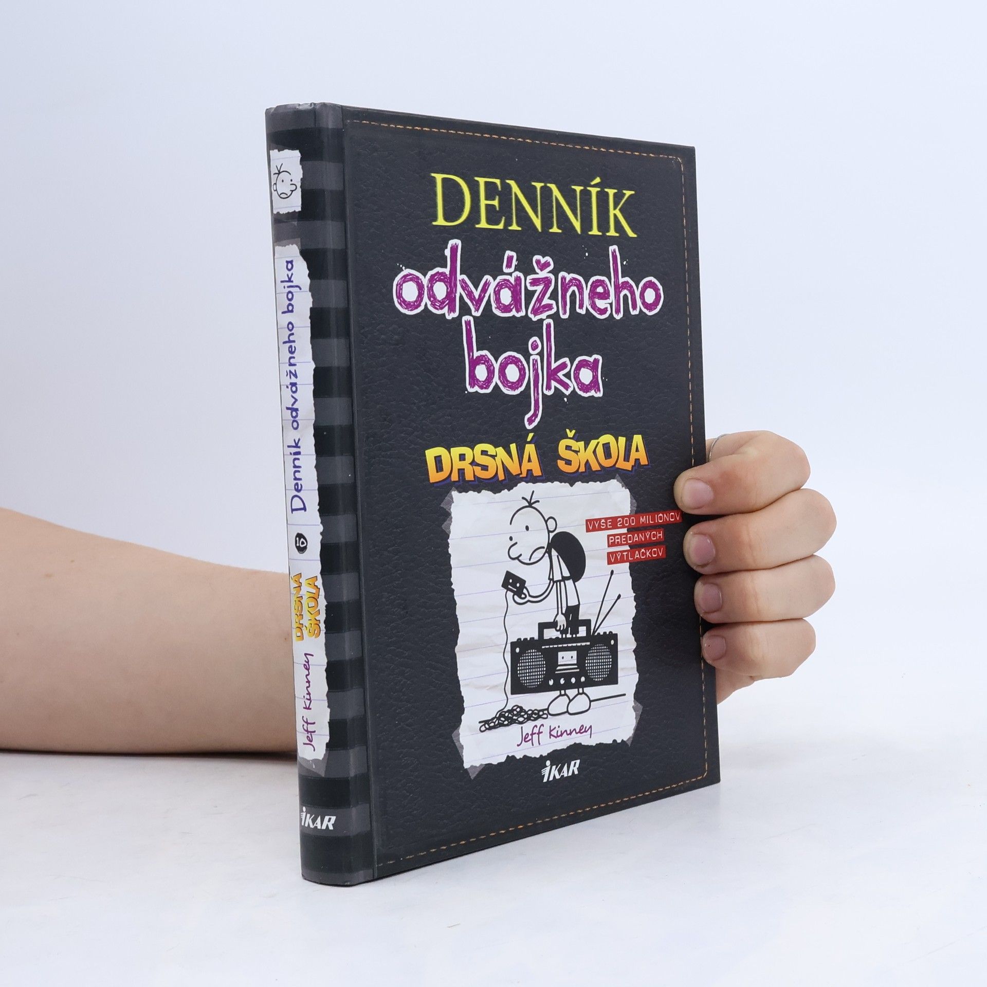 Jeff Kinney Denník odvážneho bojka 10. Drsná škola