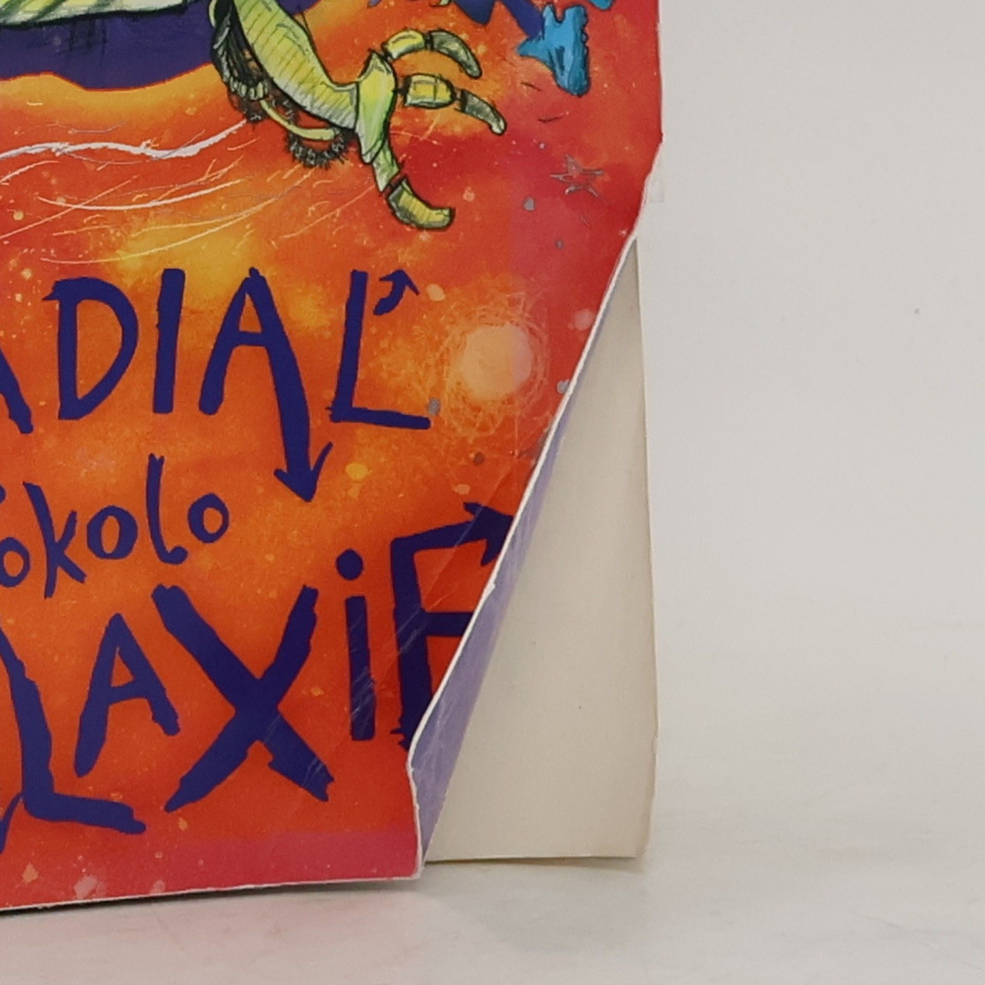 Cressida Cowell Kadiaľ okolo Galaxie