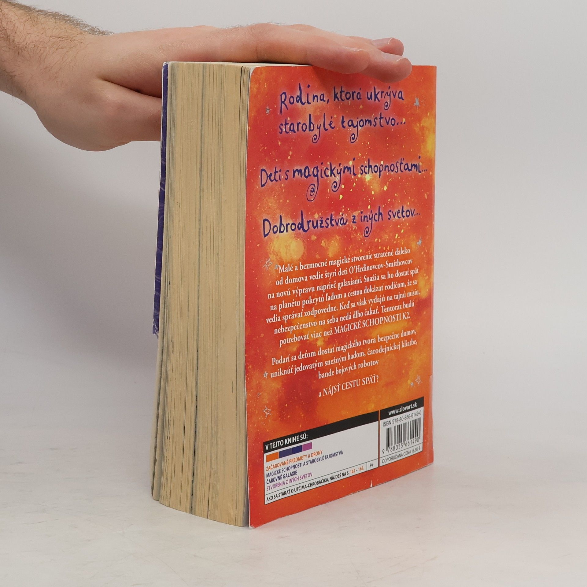 Cressida Cowell Kadiaľ okolo Galaxie