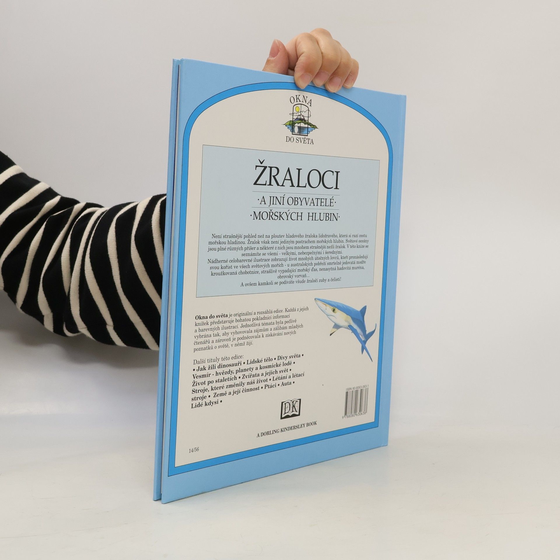 Philip Steele Žraloci a jiní obyvatelé mořských hlubin