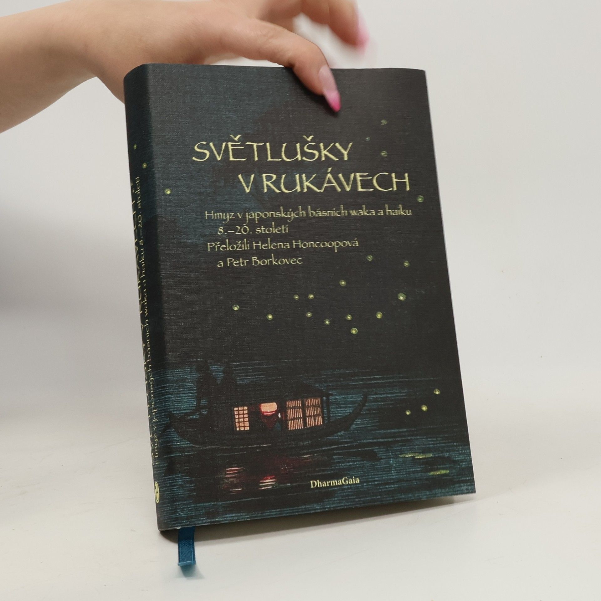 Světlušky v rukávech
