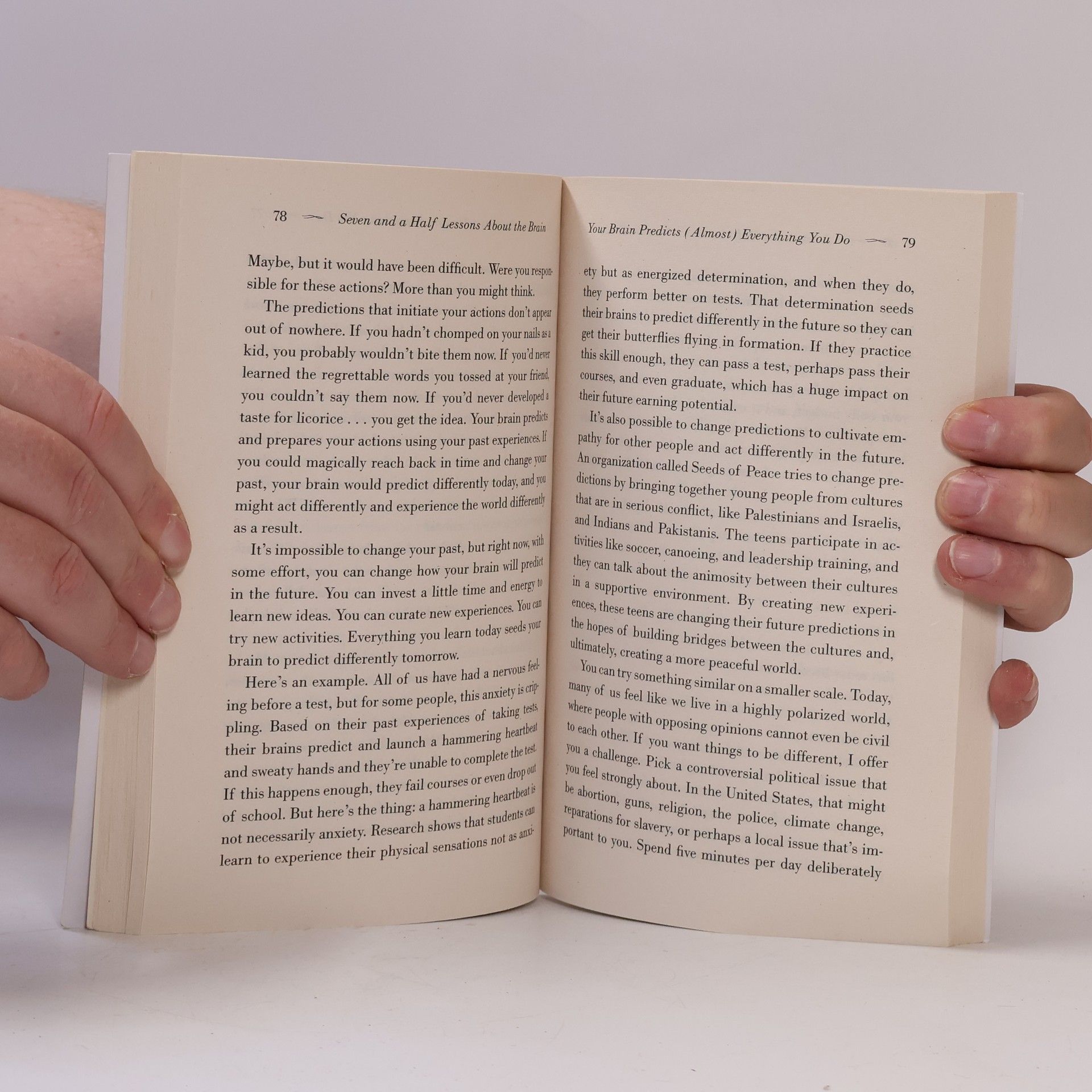 Lisa Feldman Barrett Seven and a Half Lessons About the Brain
