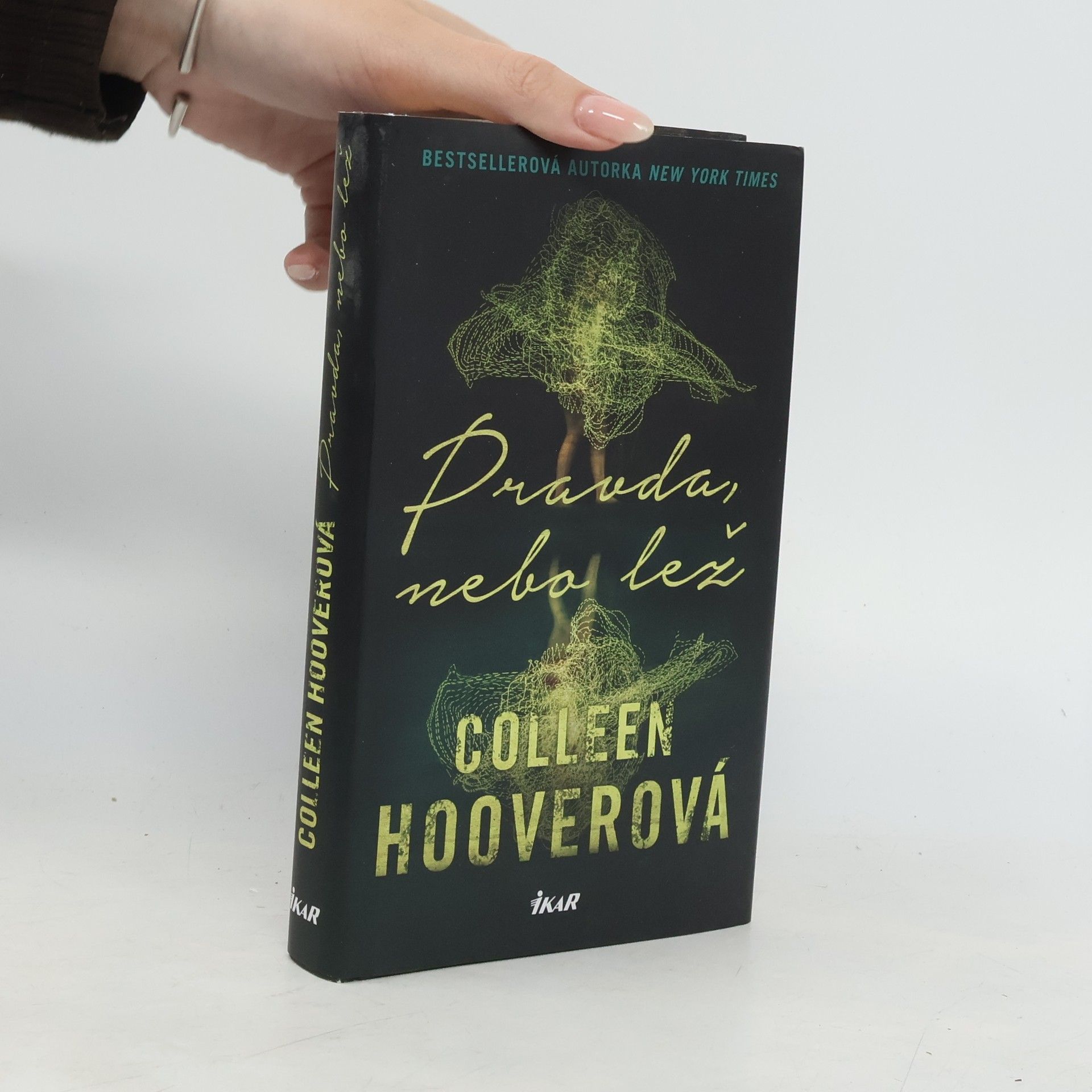 Colleen Hoover Pravda nebo lež