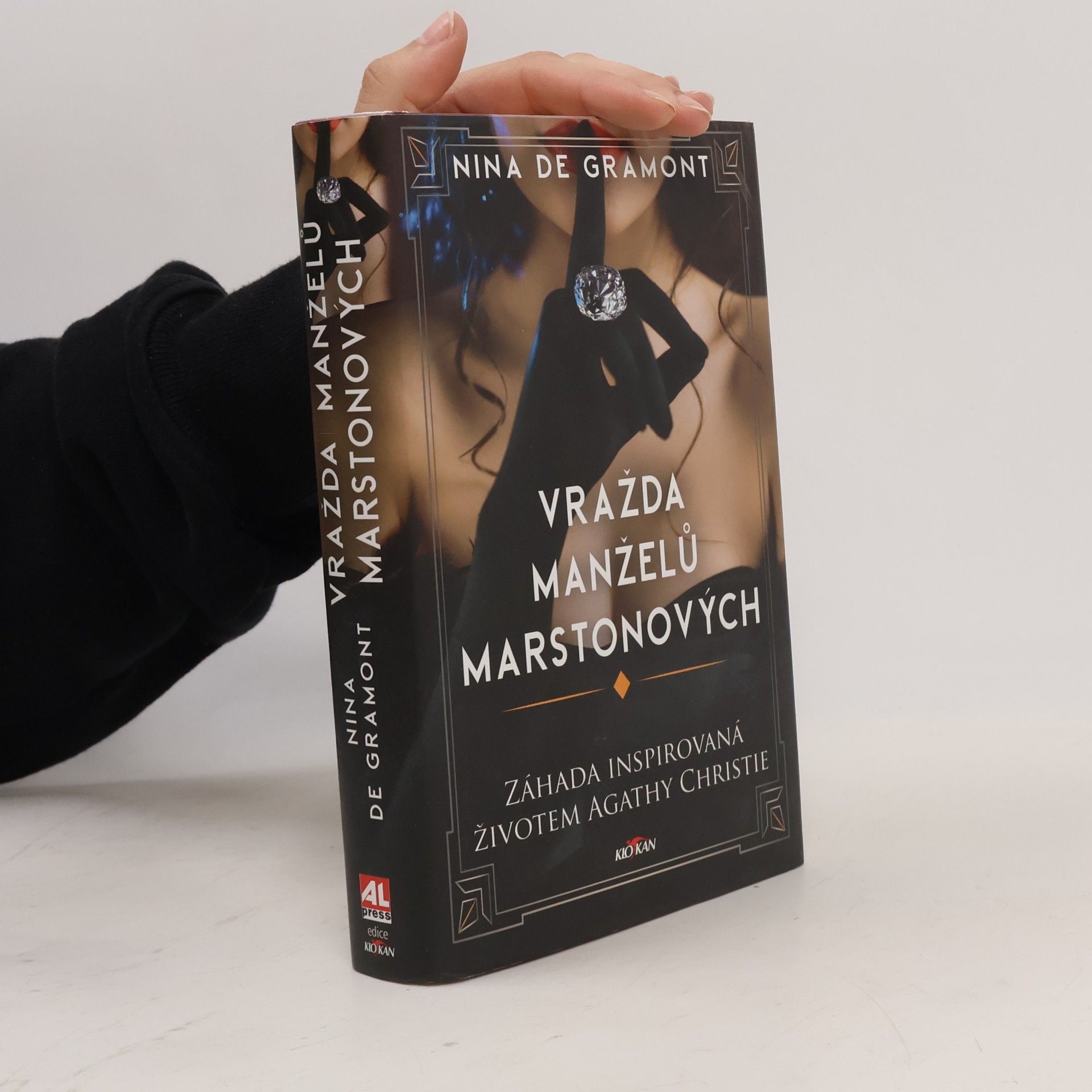 Nina de Gramont Vražda manželů Marstonových : záhada inspirovaná životem Agathy Christie