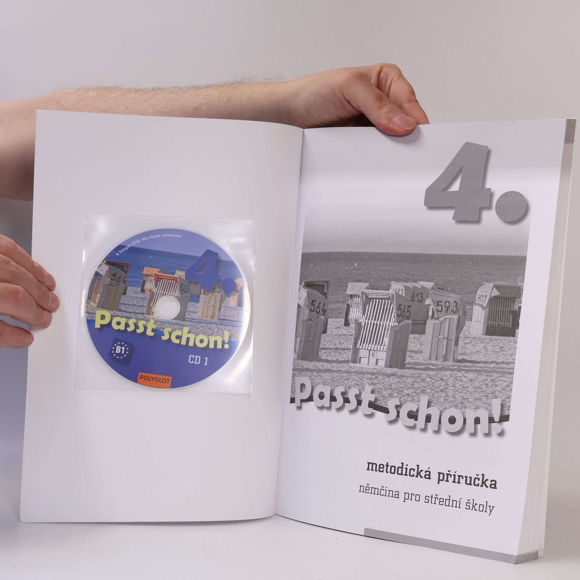 Autorenkollektiv Passt schon! 4. Němčina pro SŠ - Metodická příručka + 3 CD