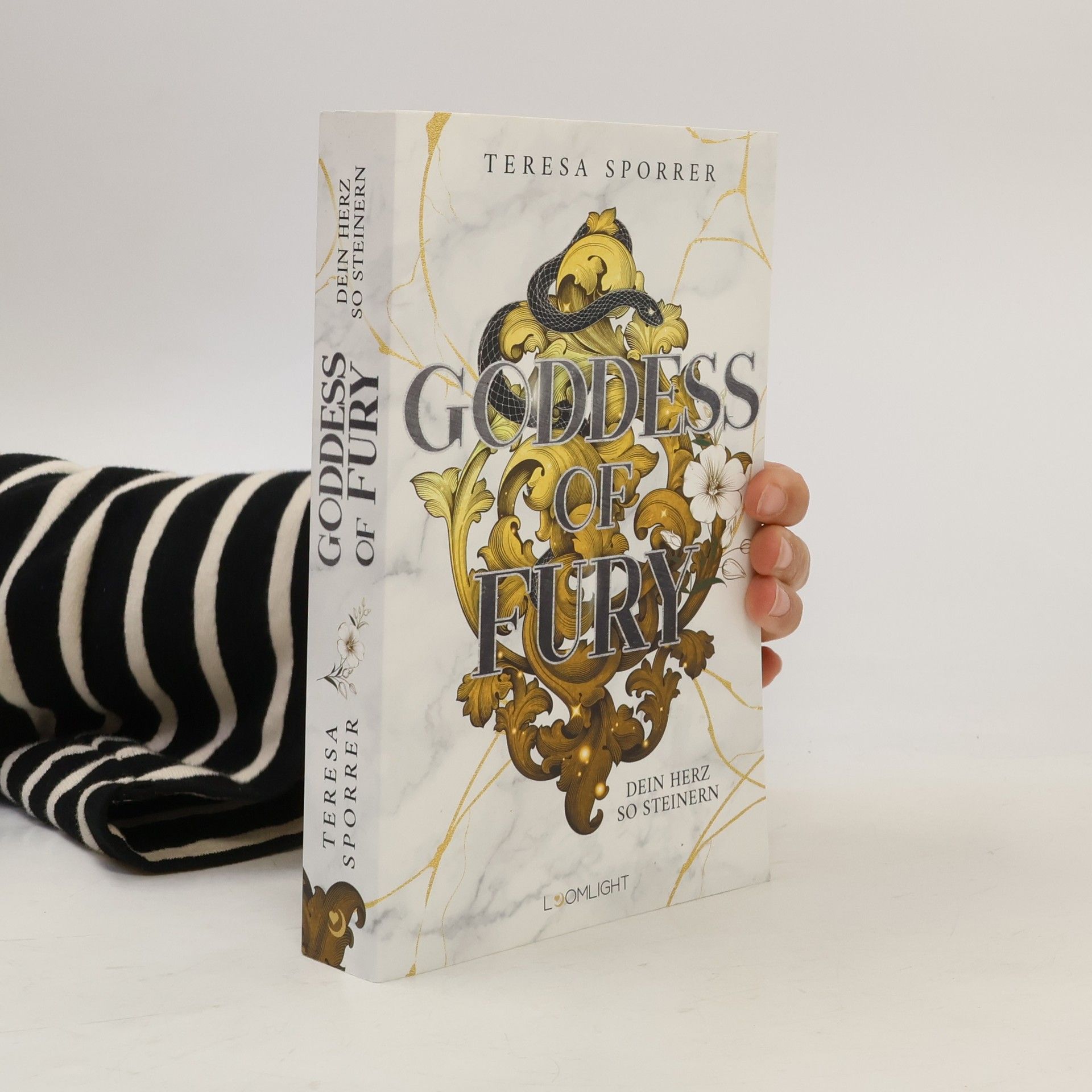 Teresa Sporrer Goddess of Fury 1: Dein Herz so steinern