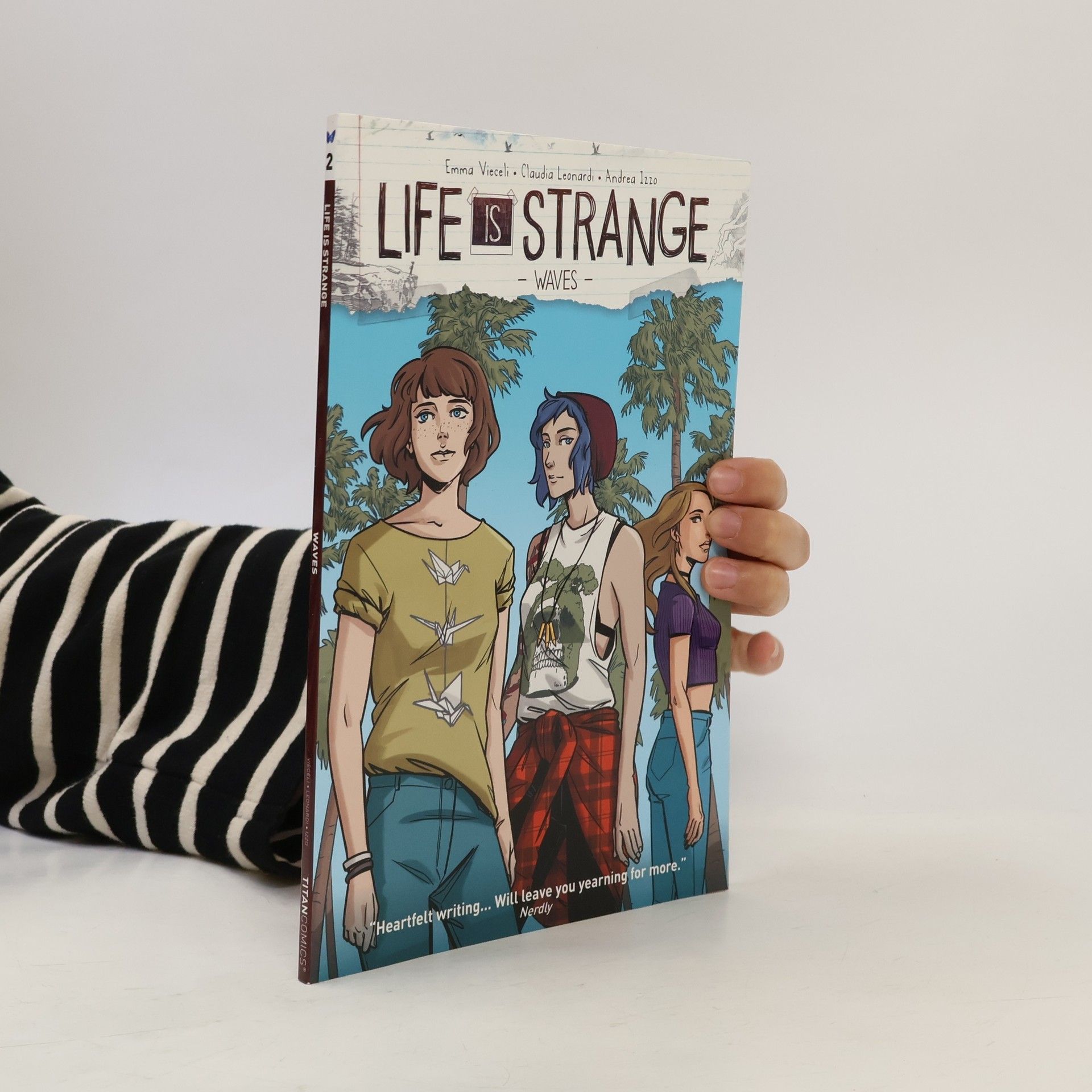 Life is strange. Waves