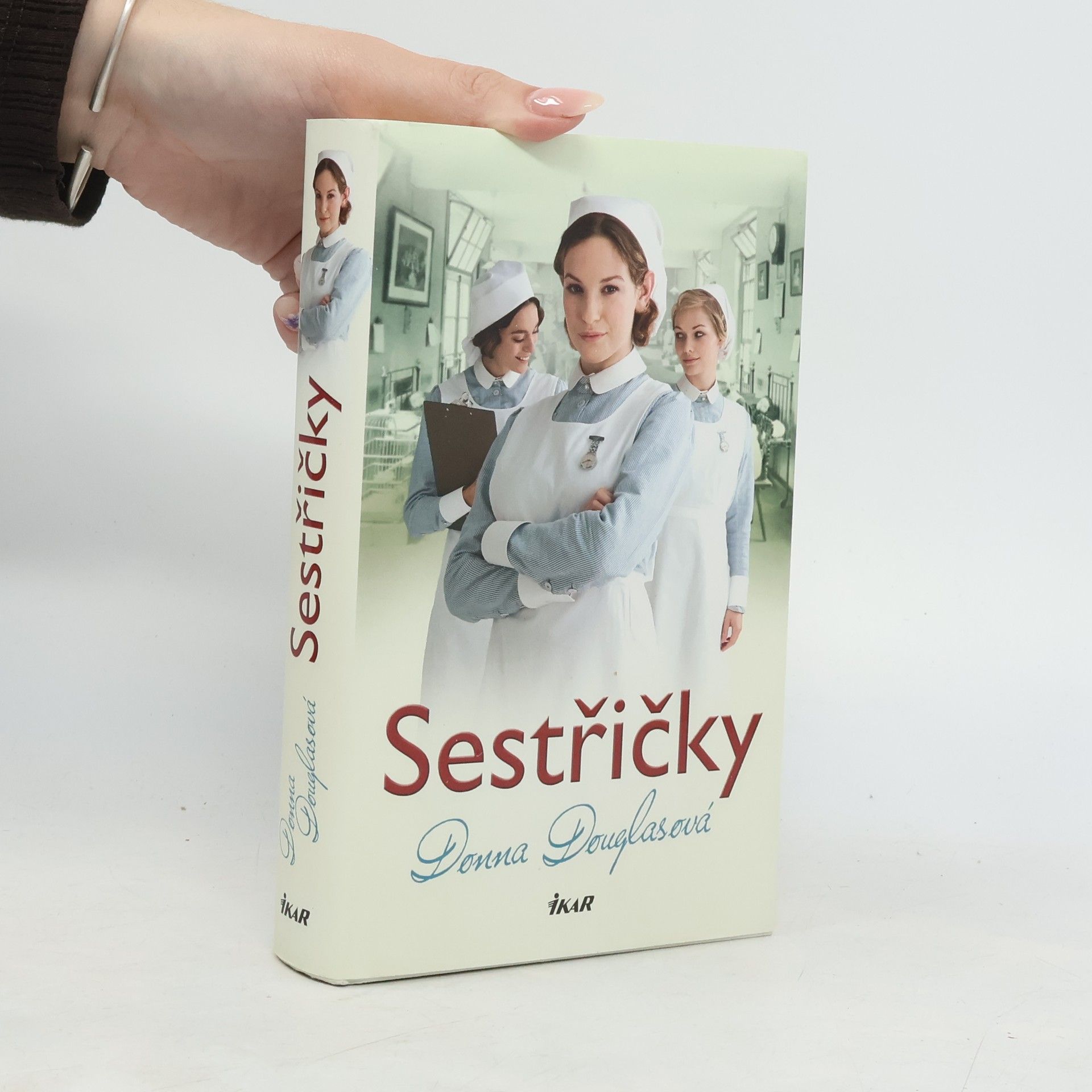 Donna Douglas Sestřičky