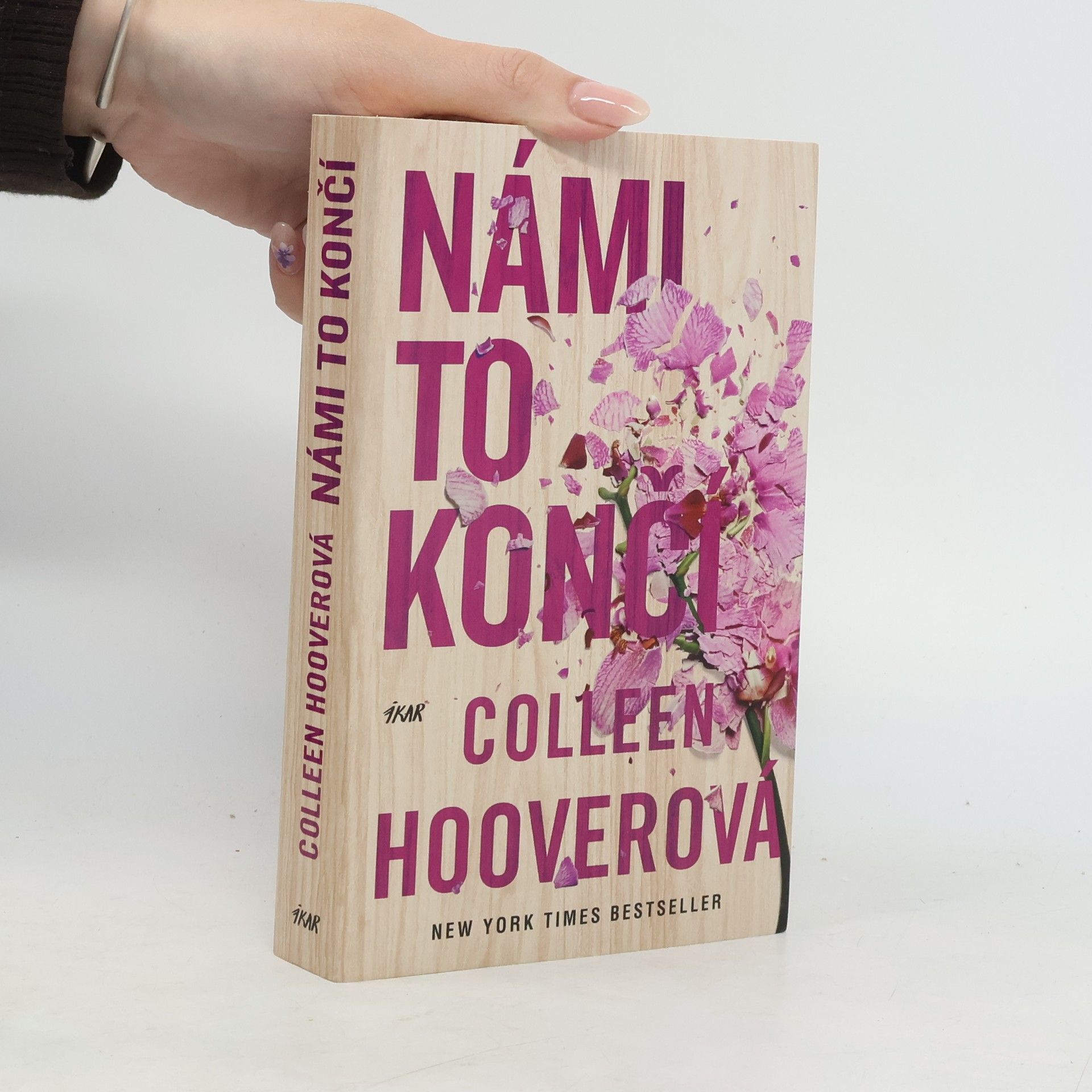 Colleen Hoover Námi to končí