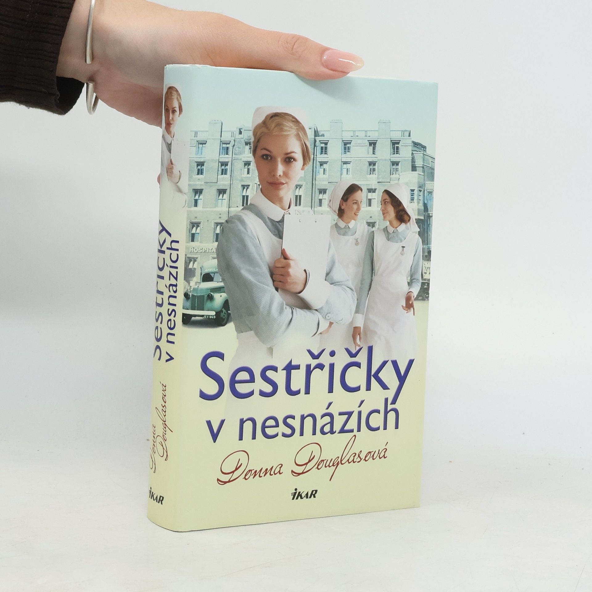 Donna Douglas Sestřičky v nesnázích