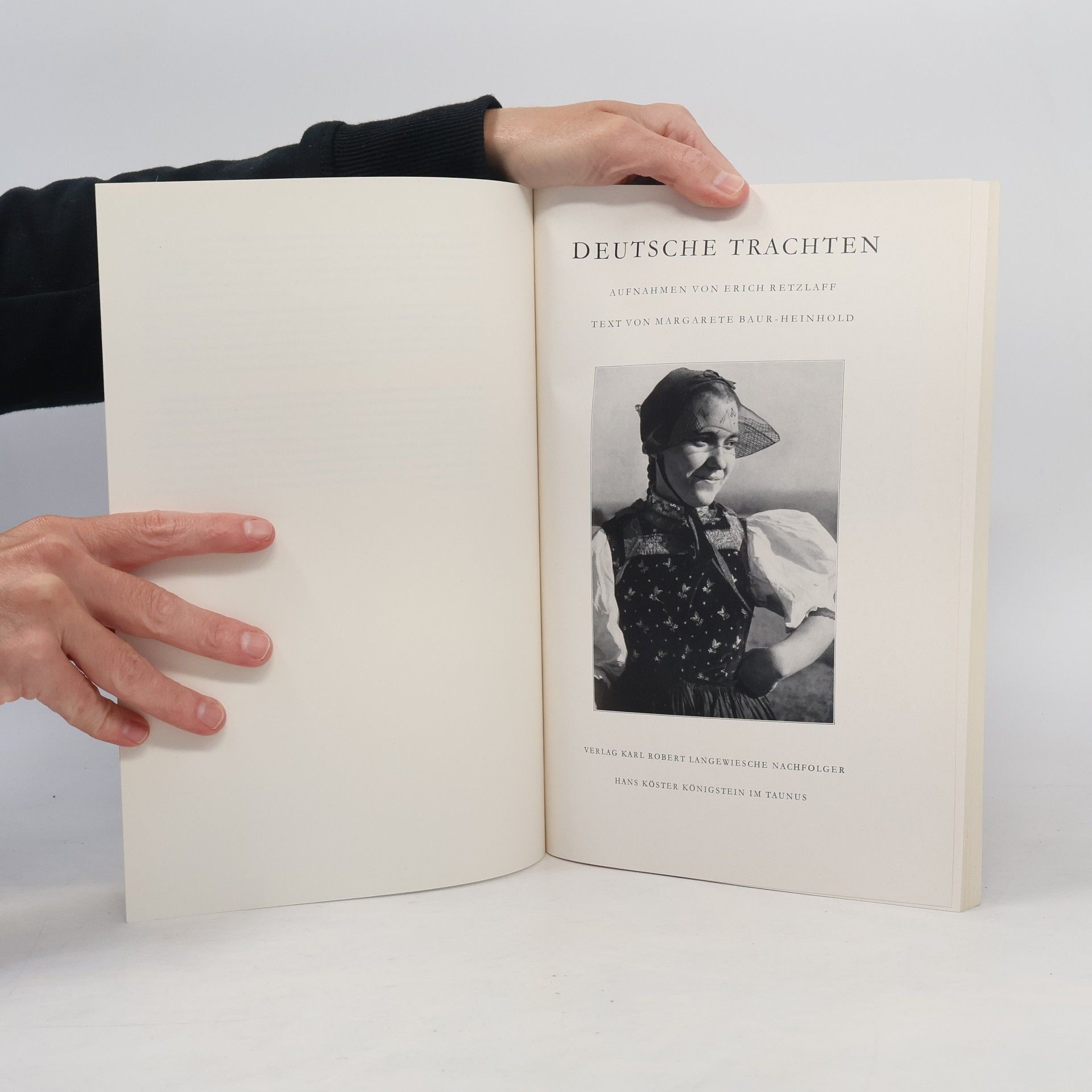 Autorenkollektiv Deutsche Trachten. Die Blauen Bücher