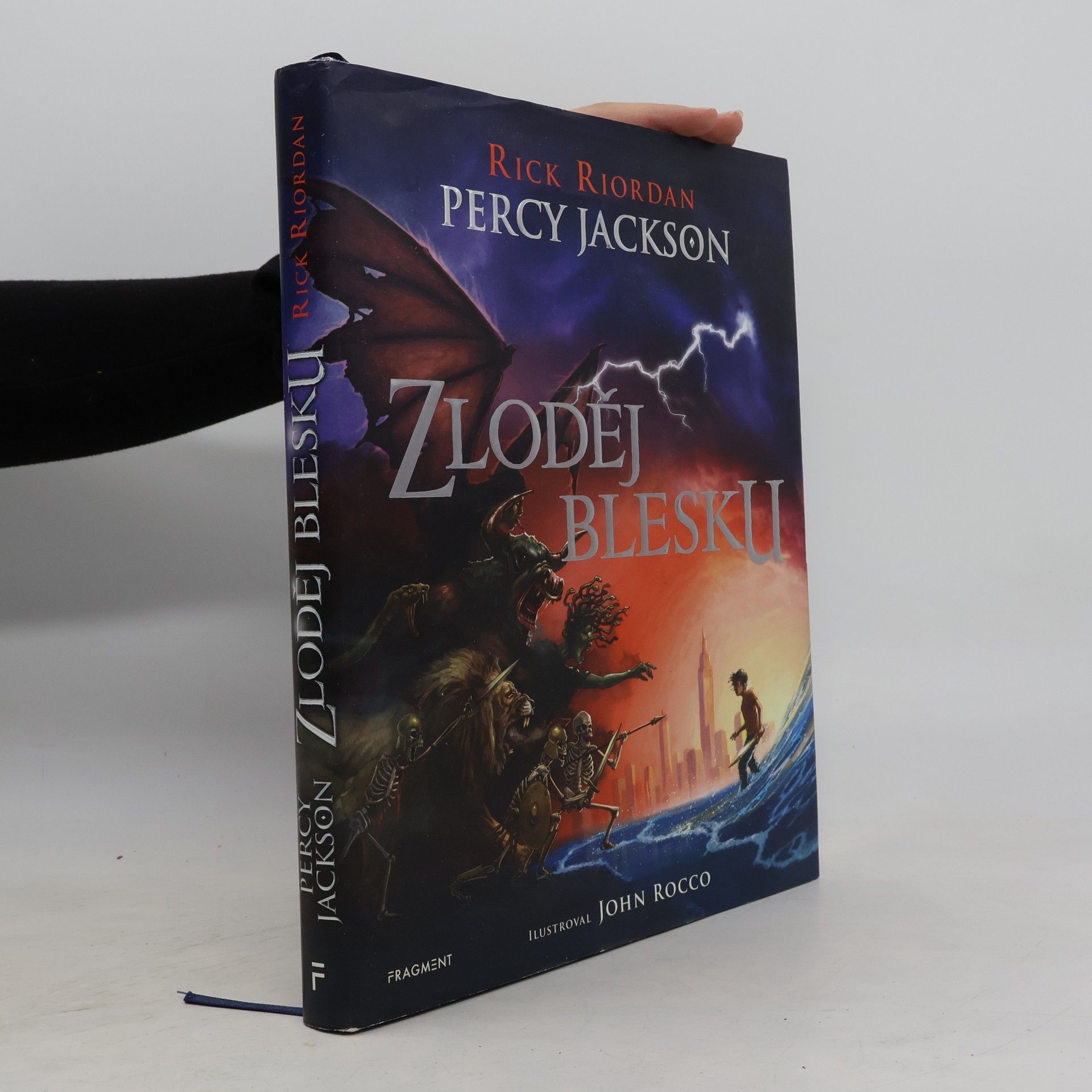 Rick Riordan Percy Jackson. Zloděj blesku