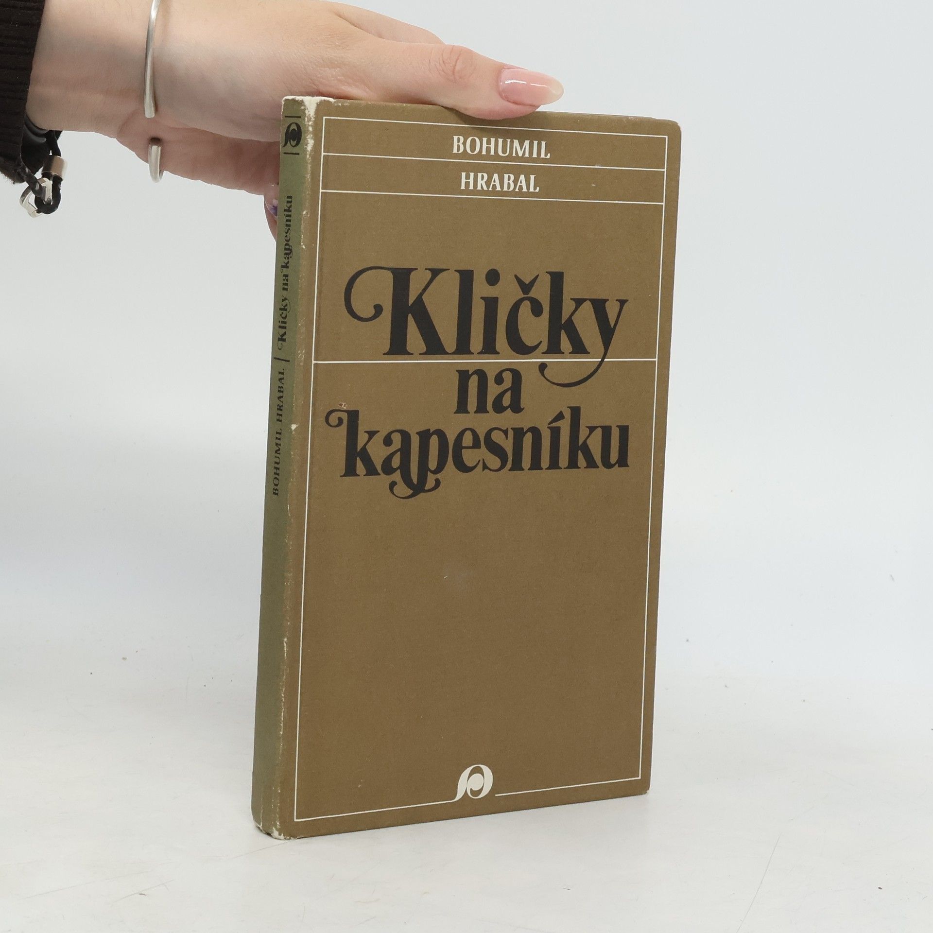 Bohumil Hrabal Kličky na kapesníku