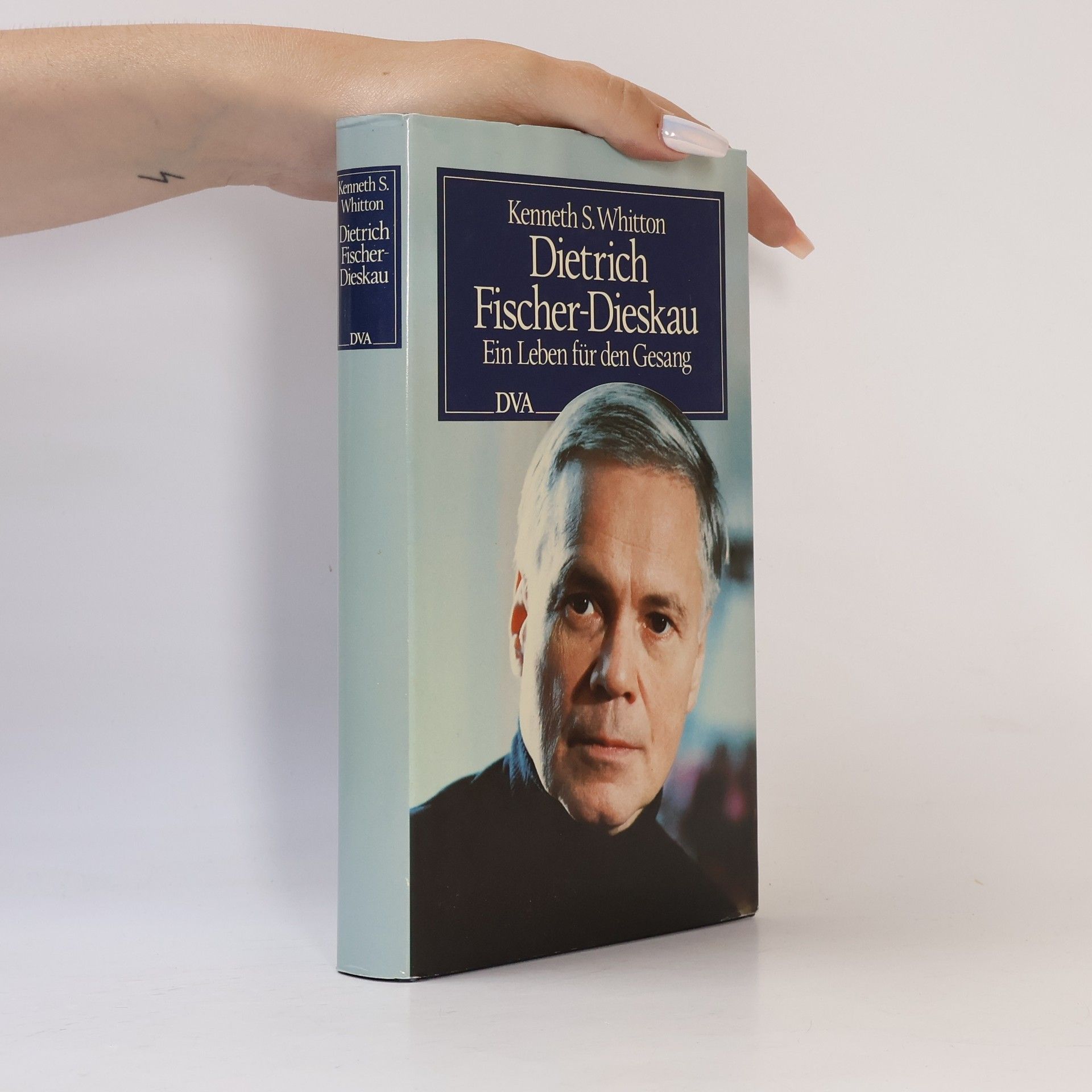 Kenneth S. Whitton Dietrich Fischer-Dieskau