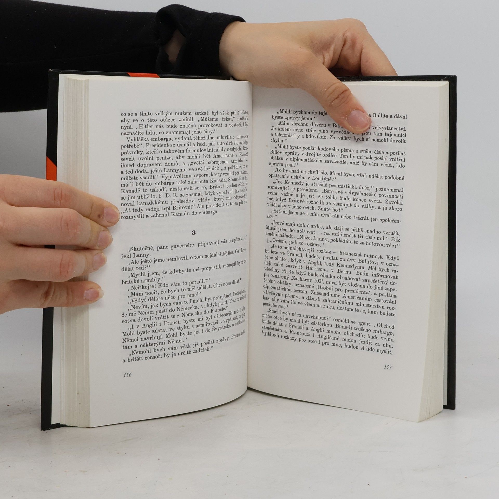 Upton Sinclair Dračí sklizeň. Část druhá