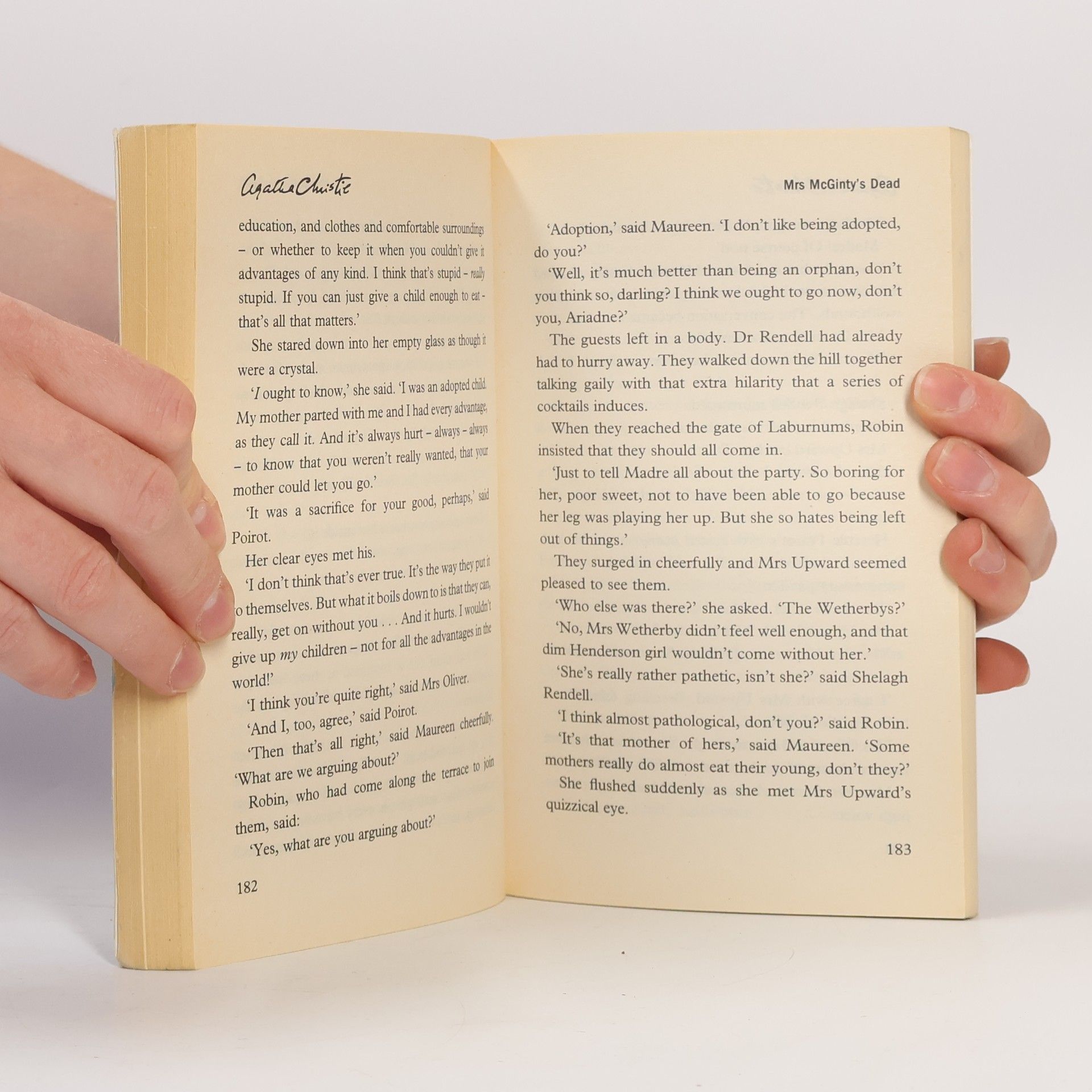 Agatha Christie Mrs McGinty's Dead