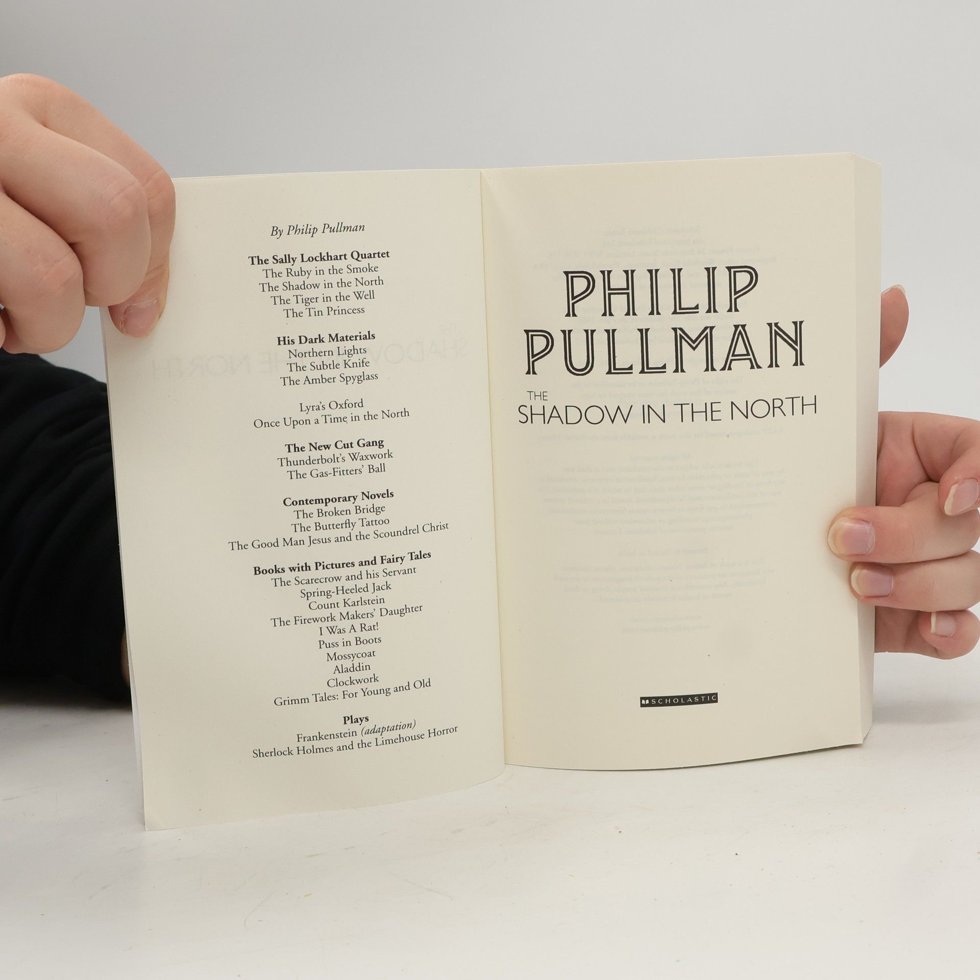 Philip Pullman The Shadow in the North