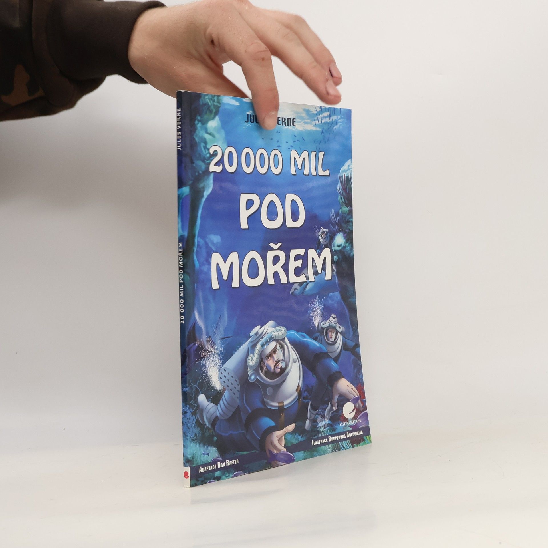20 000 mil pod mořem