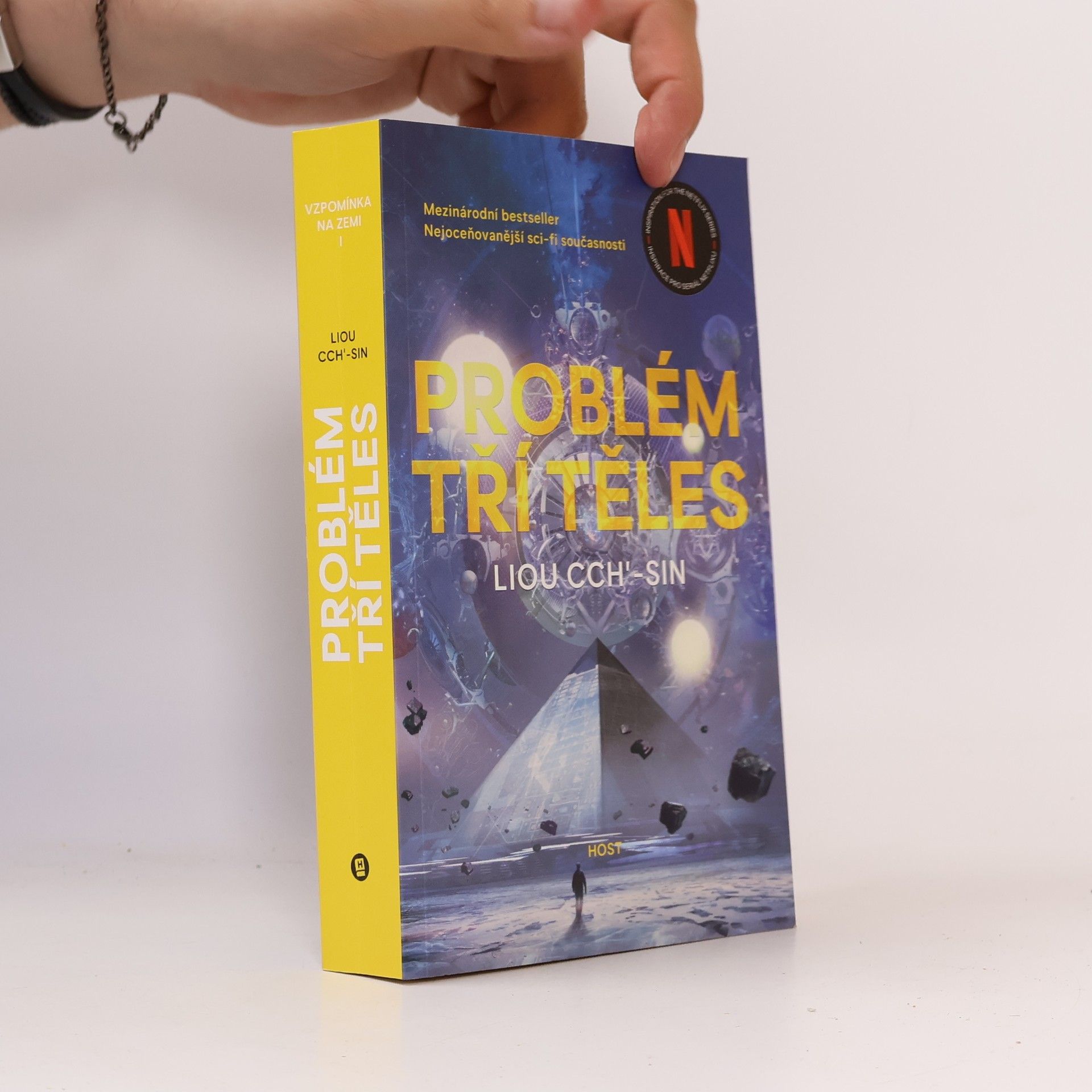 Liu Cixin Problém tří těles