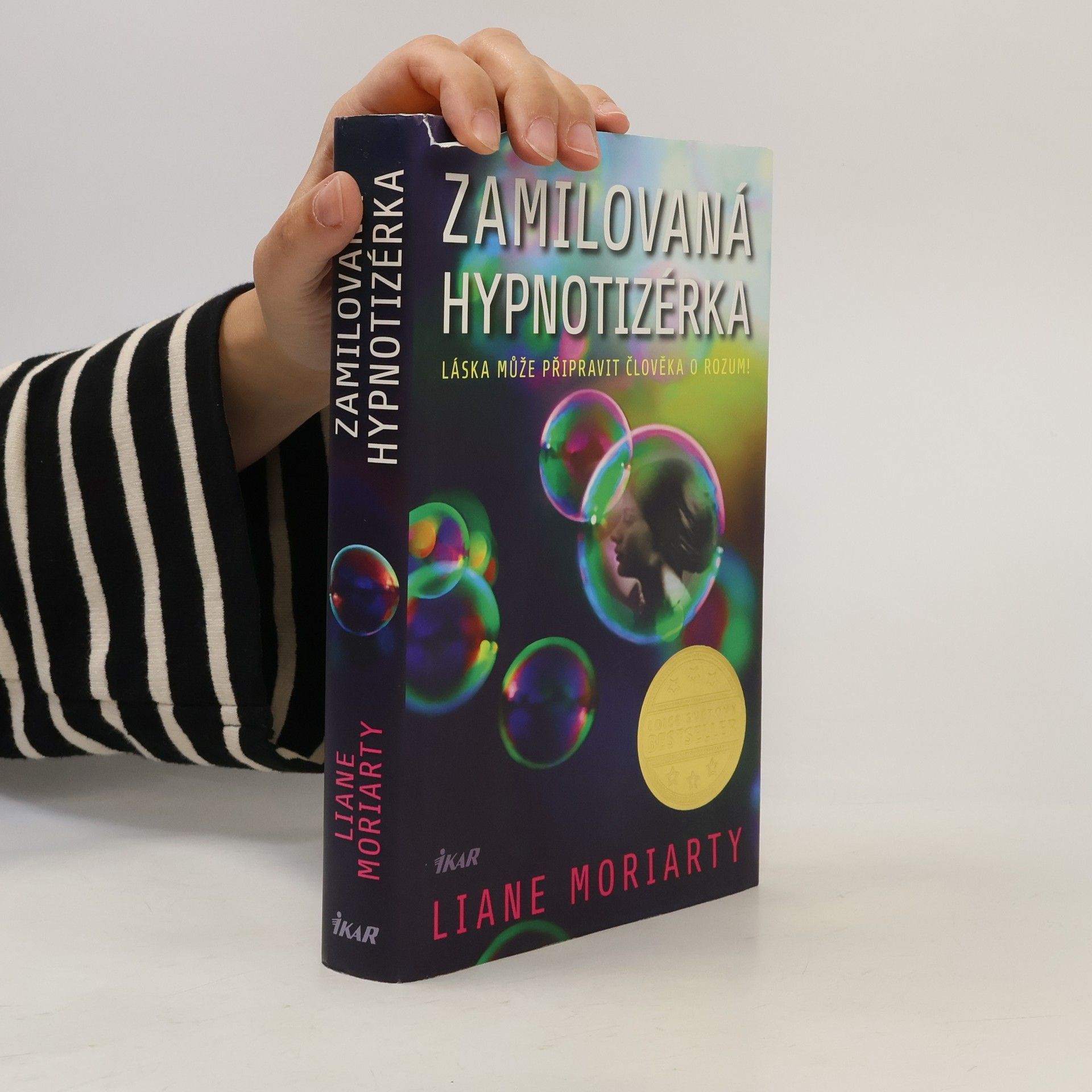 Liane Moriarty Zamilovaná hypnotizérka
