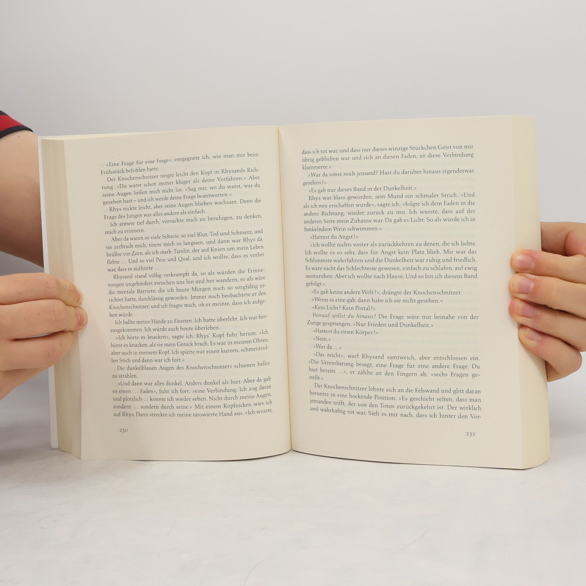 Sarah J. Maas Das Reich der Sieben Höfe. Flammen und Finsternis