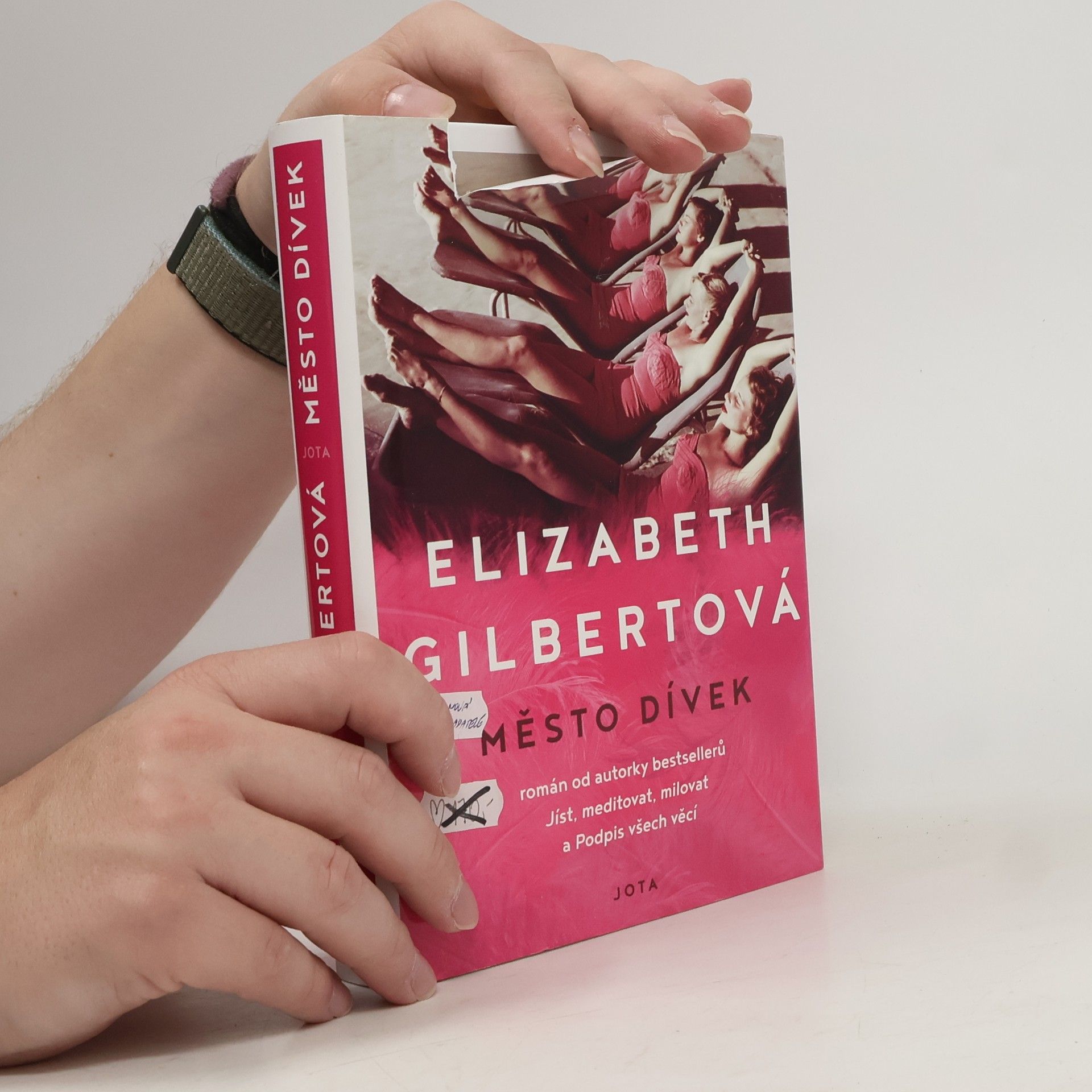 Elizabeth Gilbert Město dívek