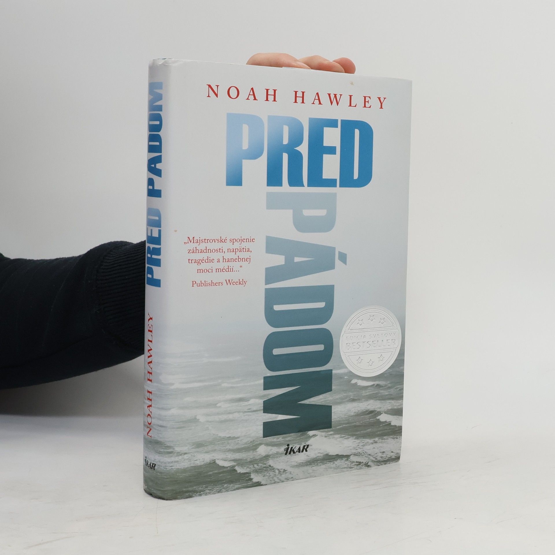 Noah Hawley Pred pádom