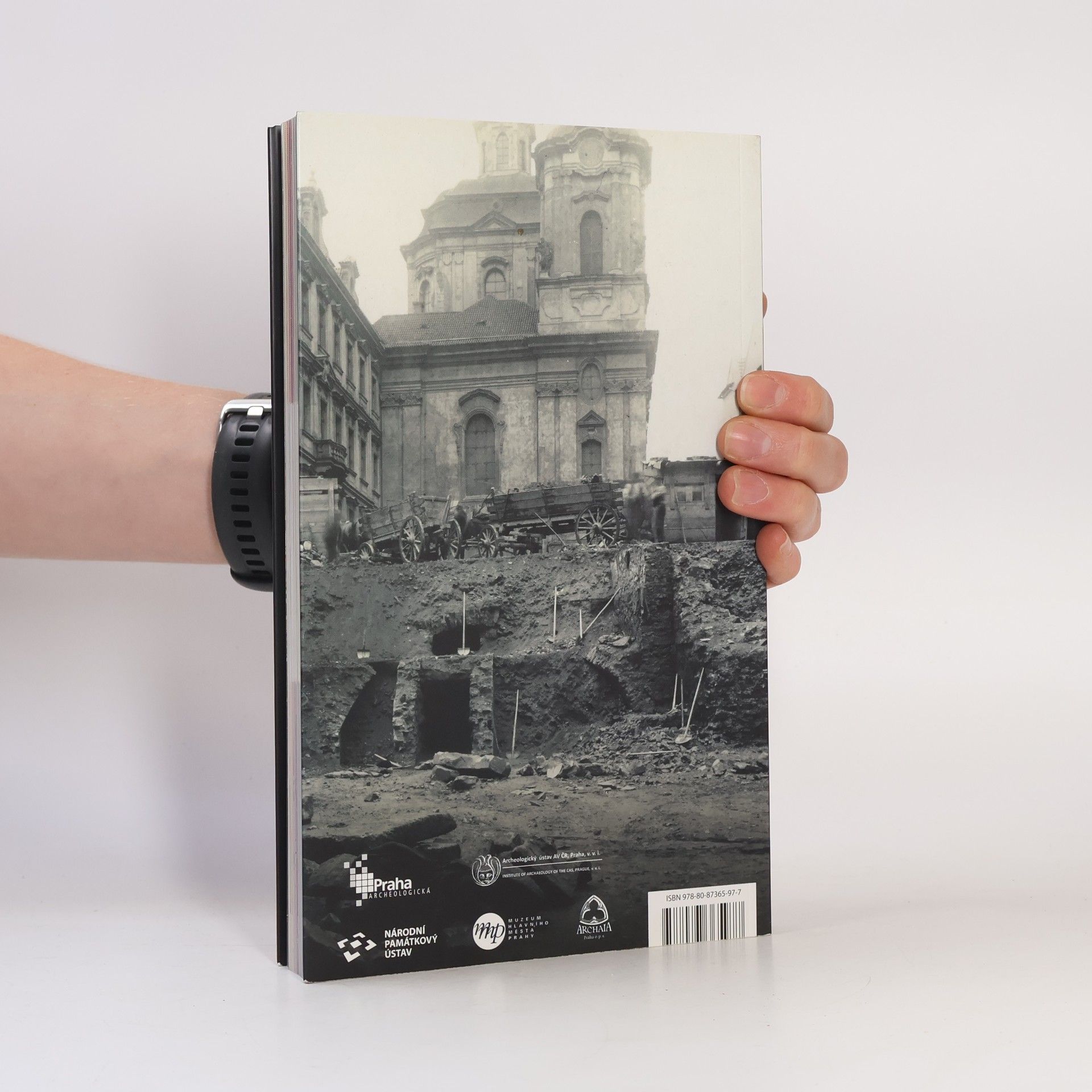 Autorenkollektiv Průvodce pražskou archeologií