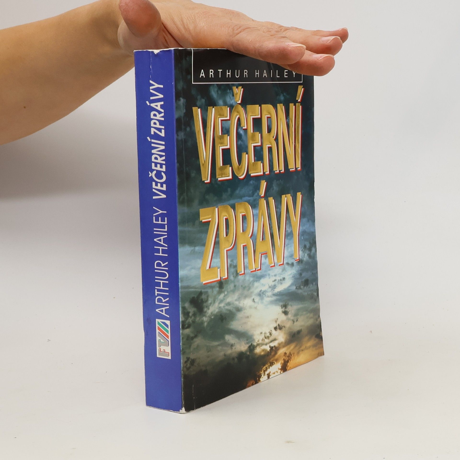 Arthur Hailey Večerní zprávy