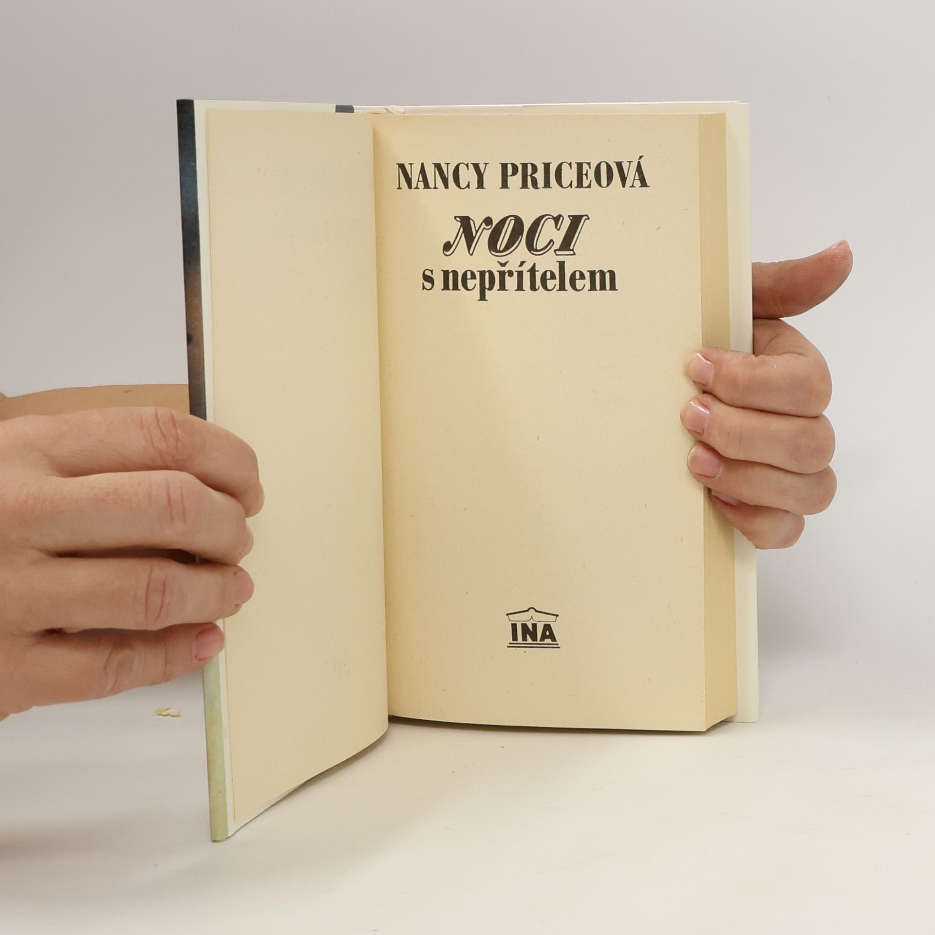 Nancy Price Noci s nepřítelem