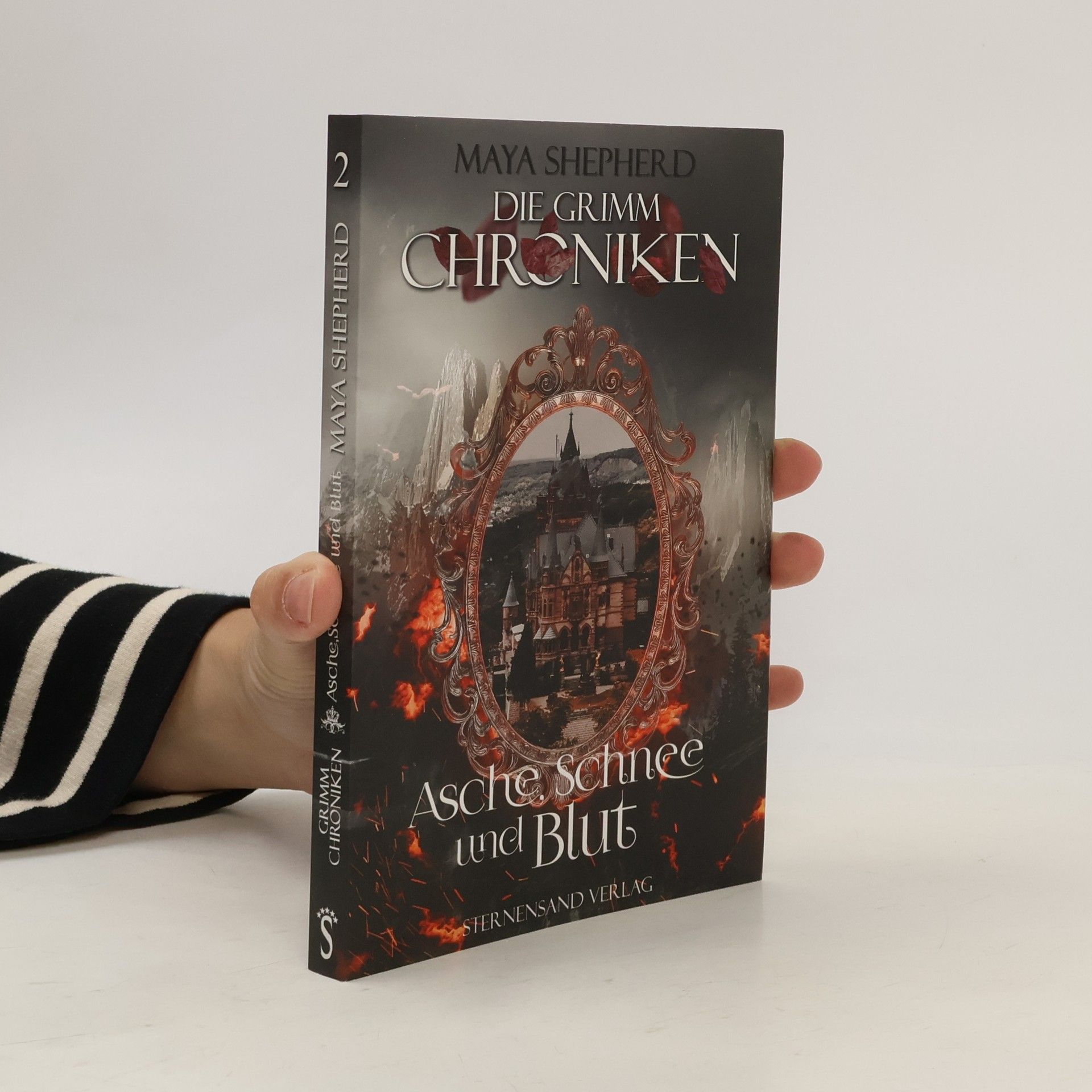 Maya Shepherd Asche, Schnee und Blut