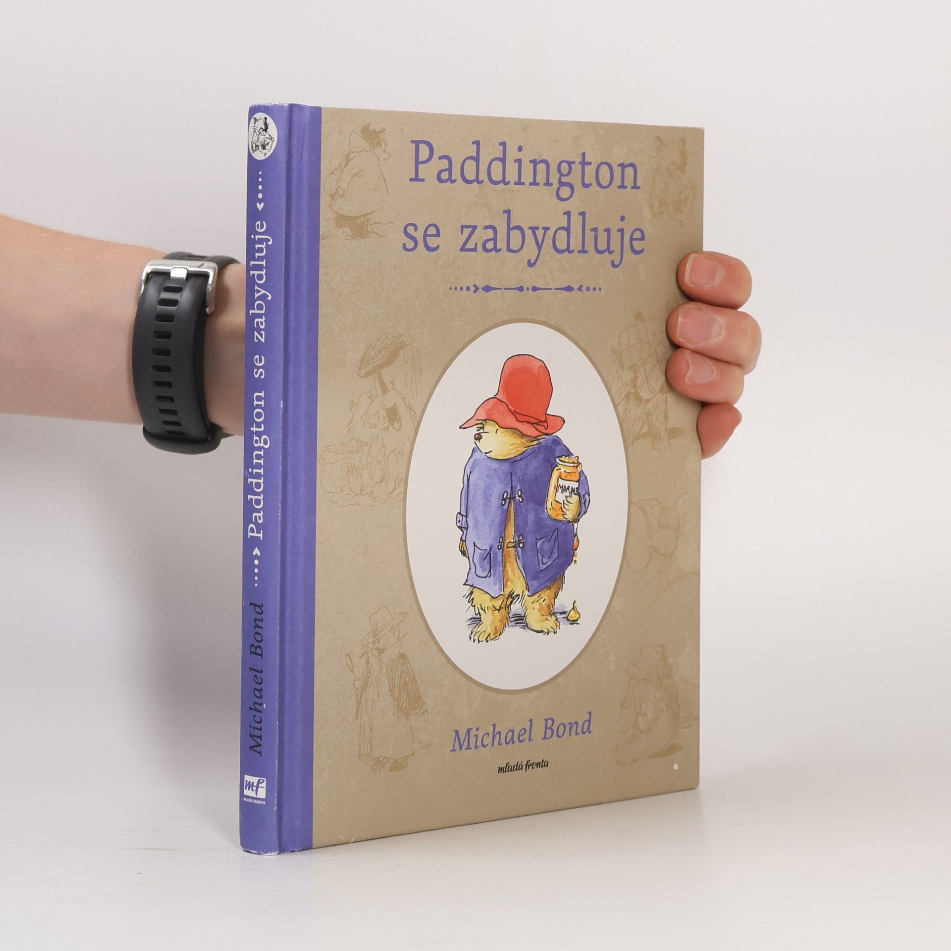 Michael Bond Paddington se zabydluje