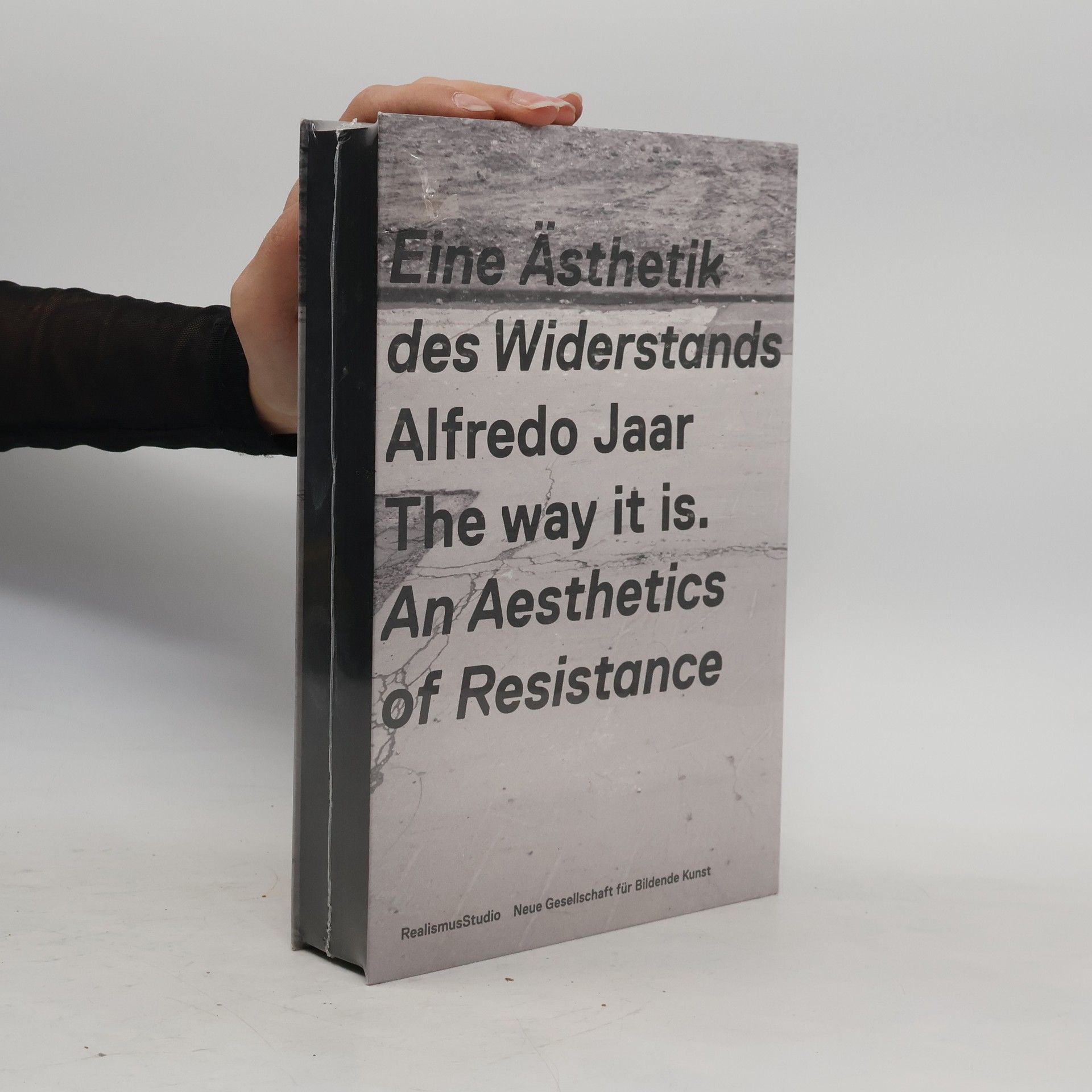Alfredo Jaar The way it is. Eine Ästhetik des Widerstands: An Aesthetics of Resistance
