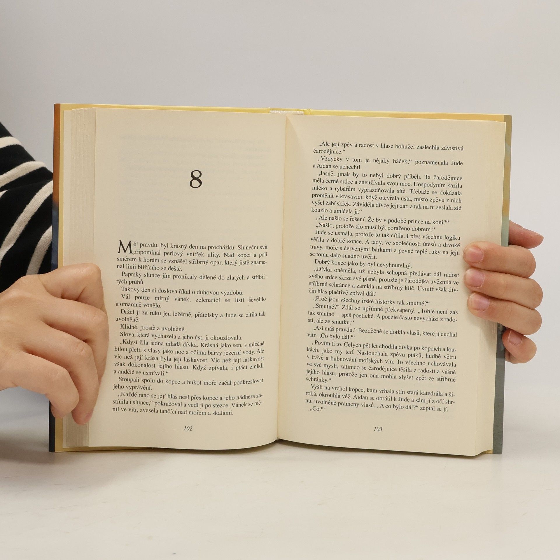 Nora Roberts Sluneční drahokamy