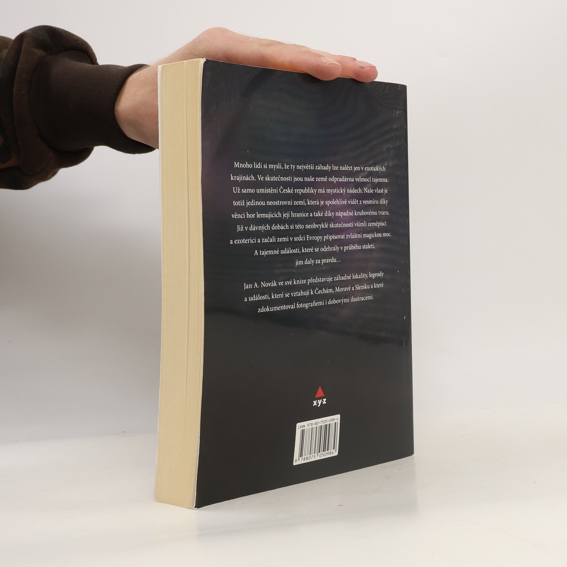Jan A. Novák Tajemné Česko : průvodce po největších záhadách a magických místech