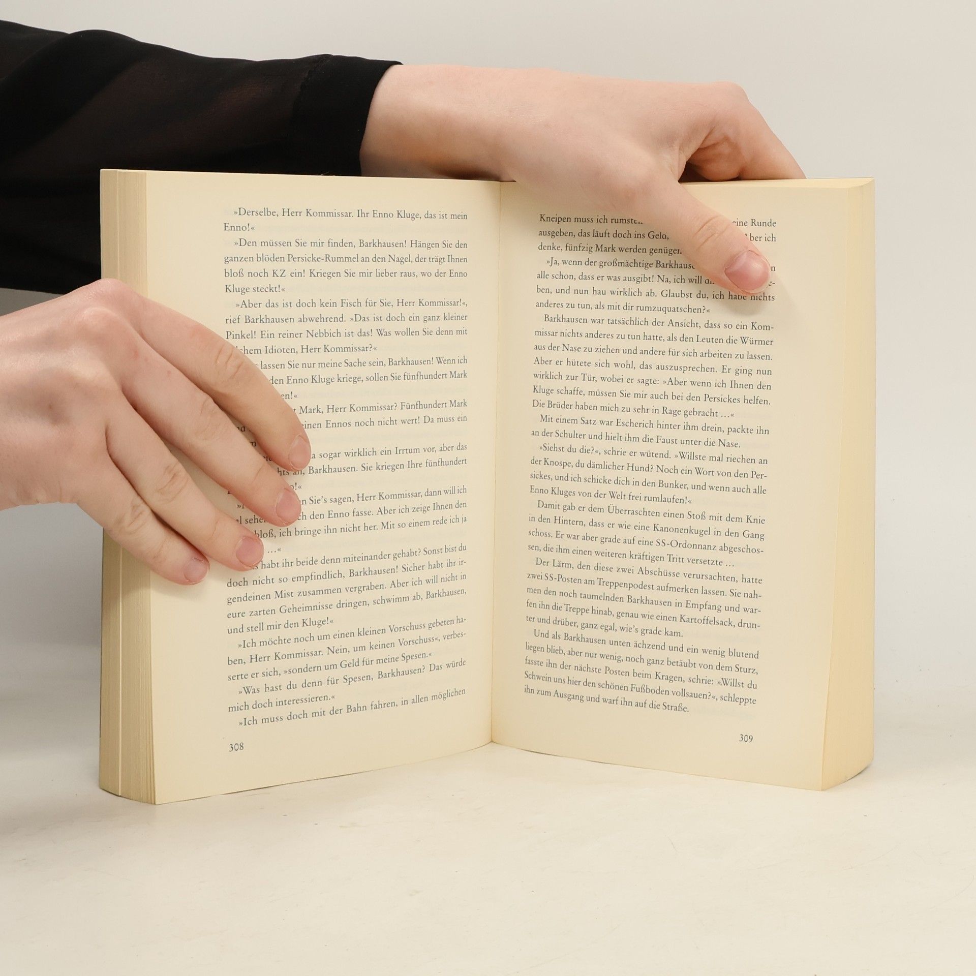 Hans Fallada Jeder stirbt fur sich allein