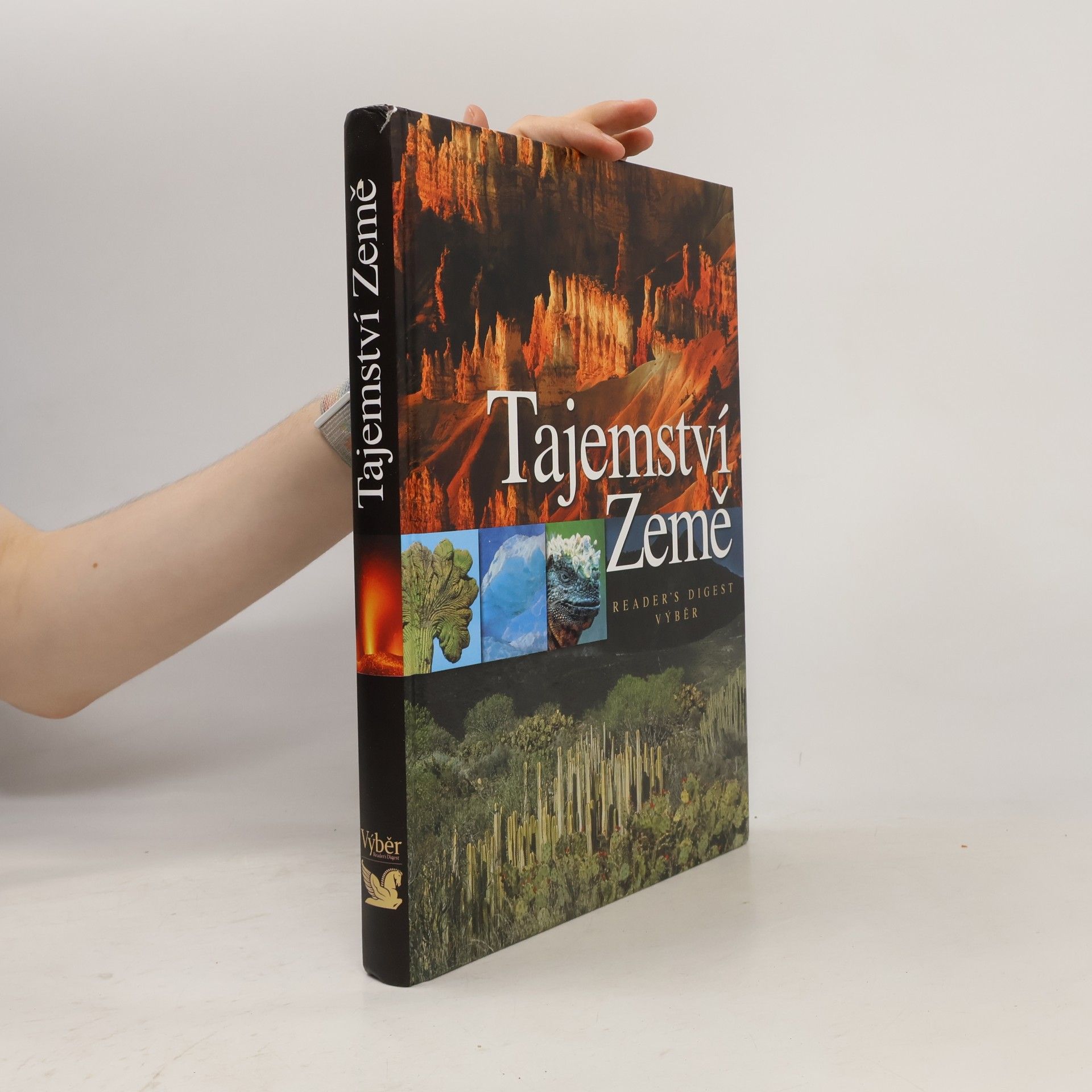 Collectif d'auteurs Tajemství Země