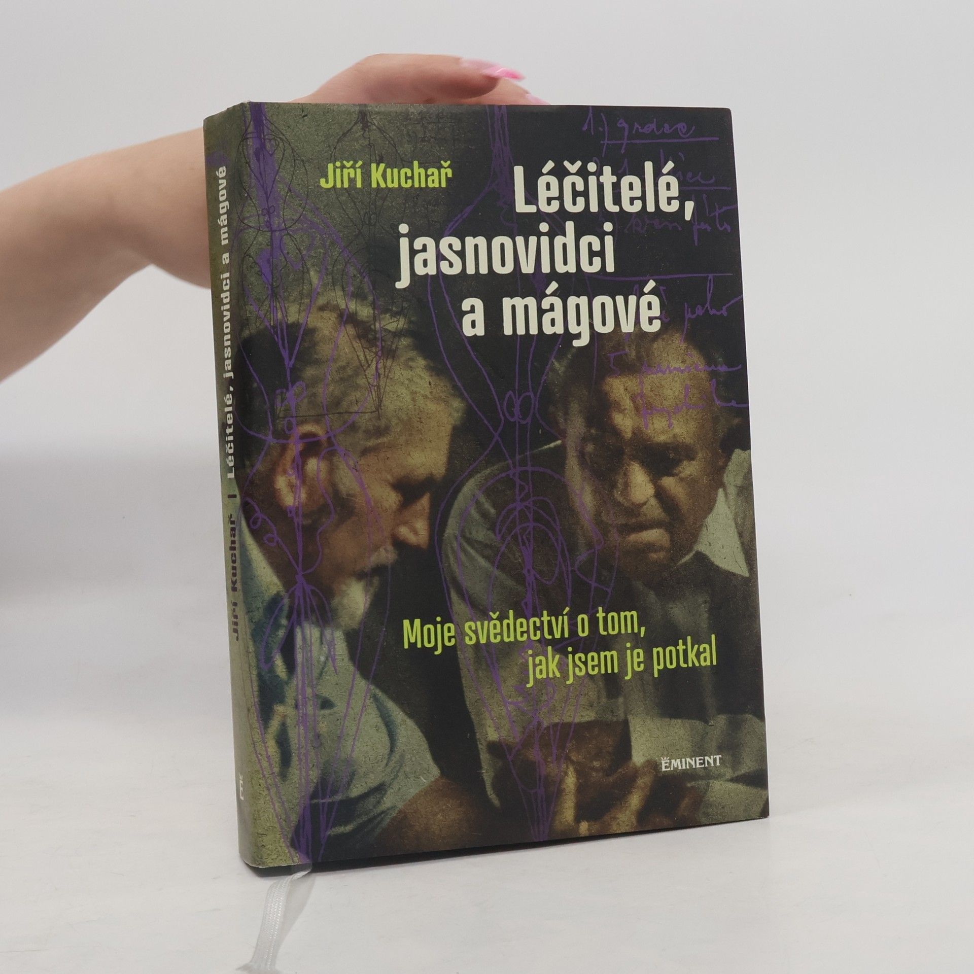 Léčitelé, jasnovidci a mágové