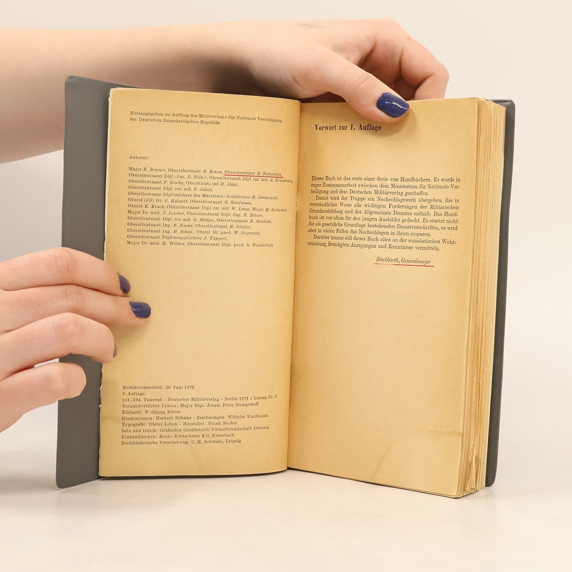 Autorenkollektiv Handbuch Militärisches Grundwissen