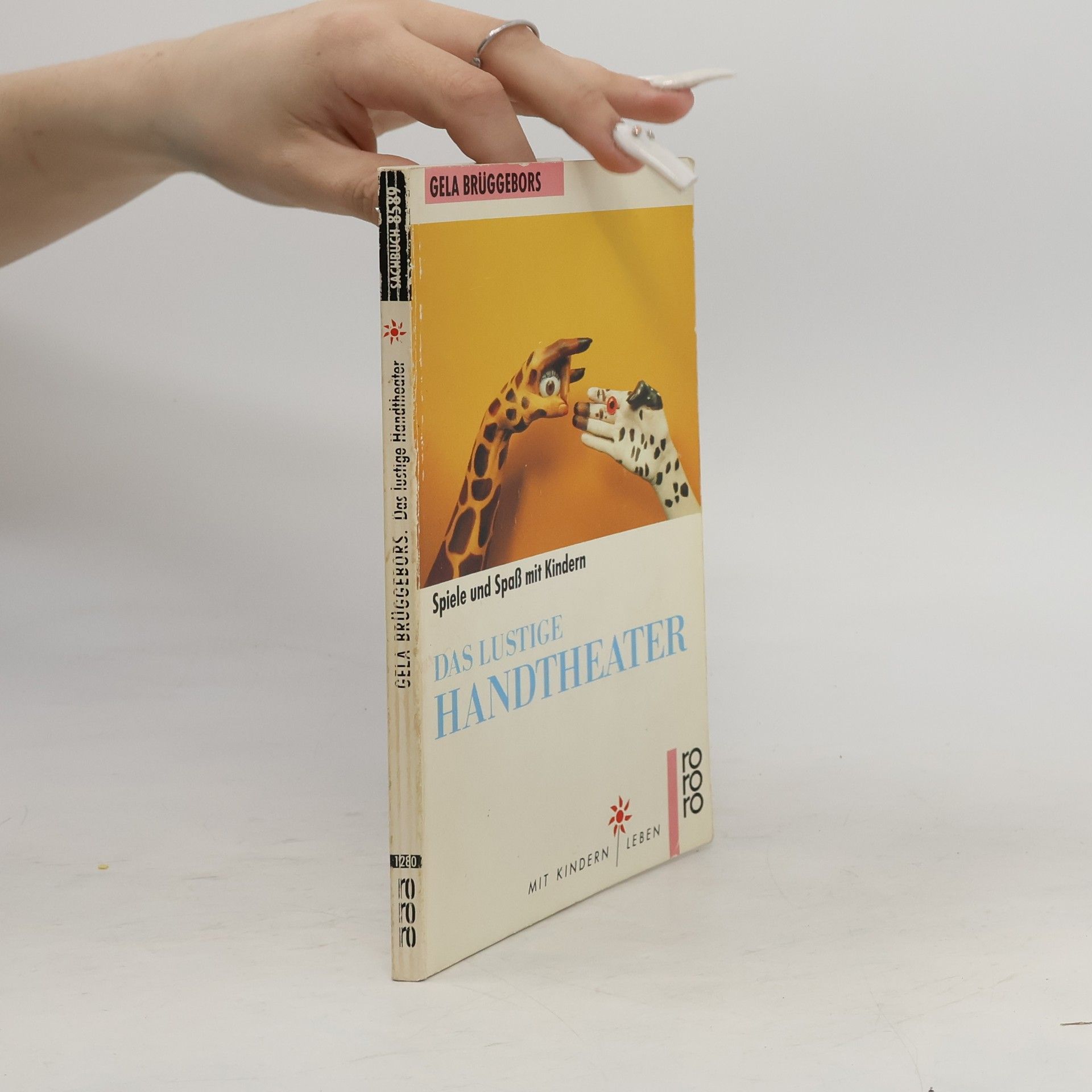 Gela Brüggebors Das lustige Handtheater