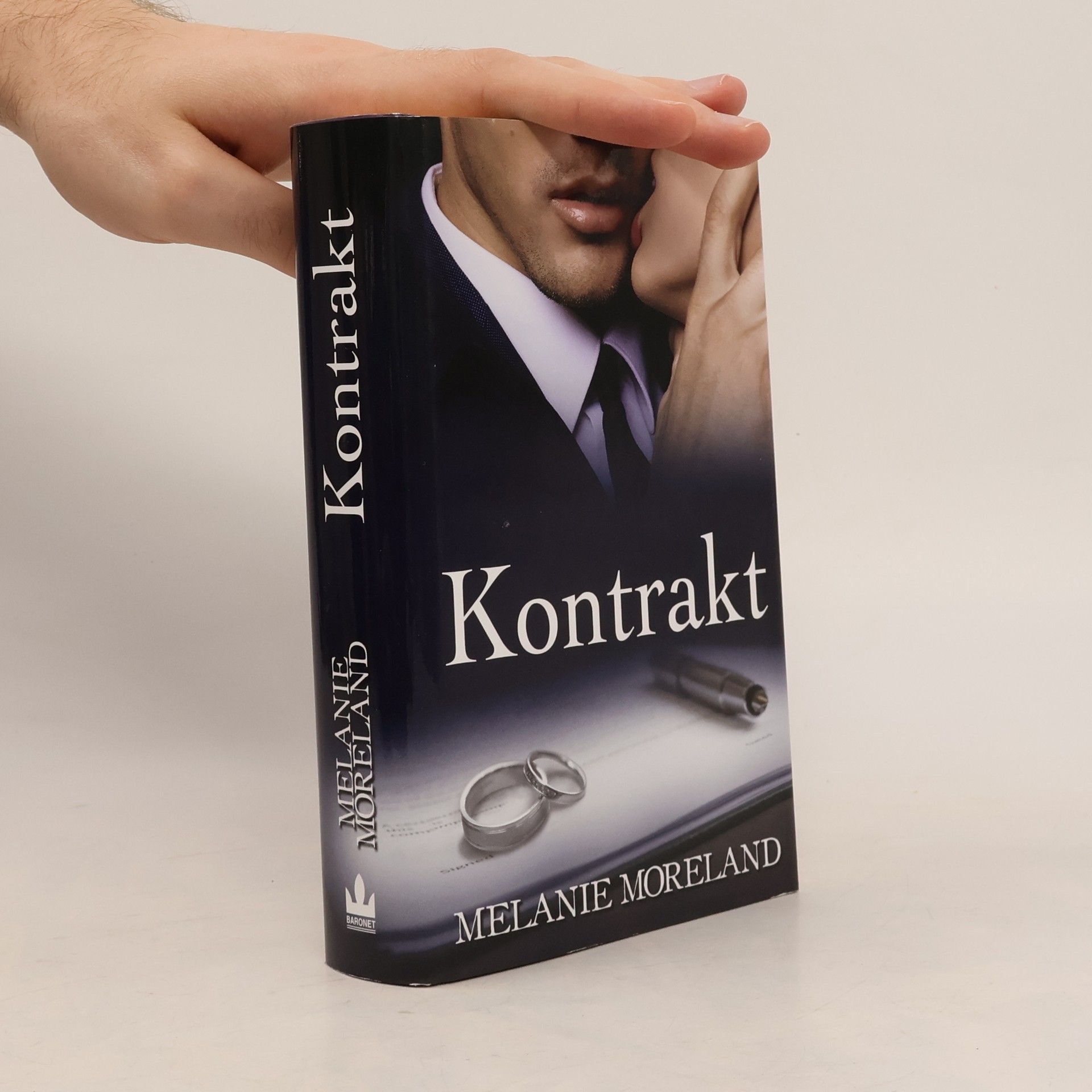 Zuzana Selementová Kontrakt