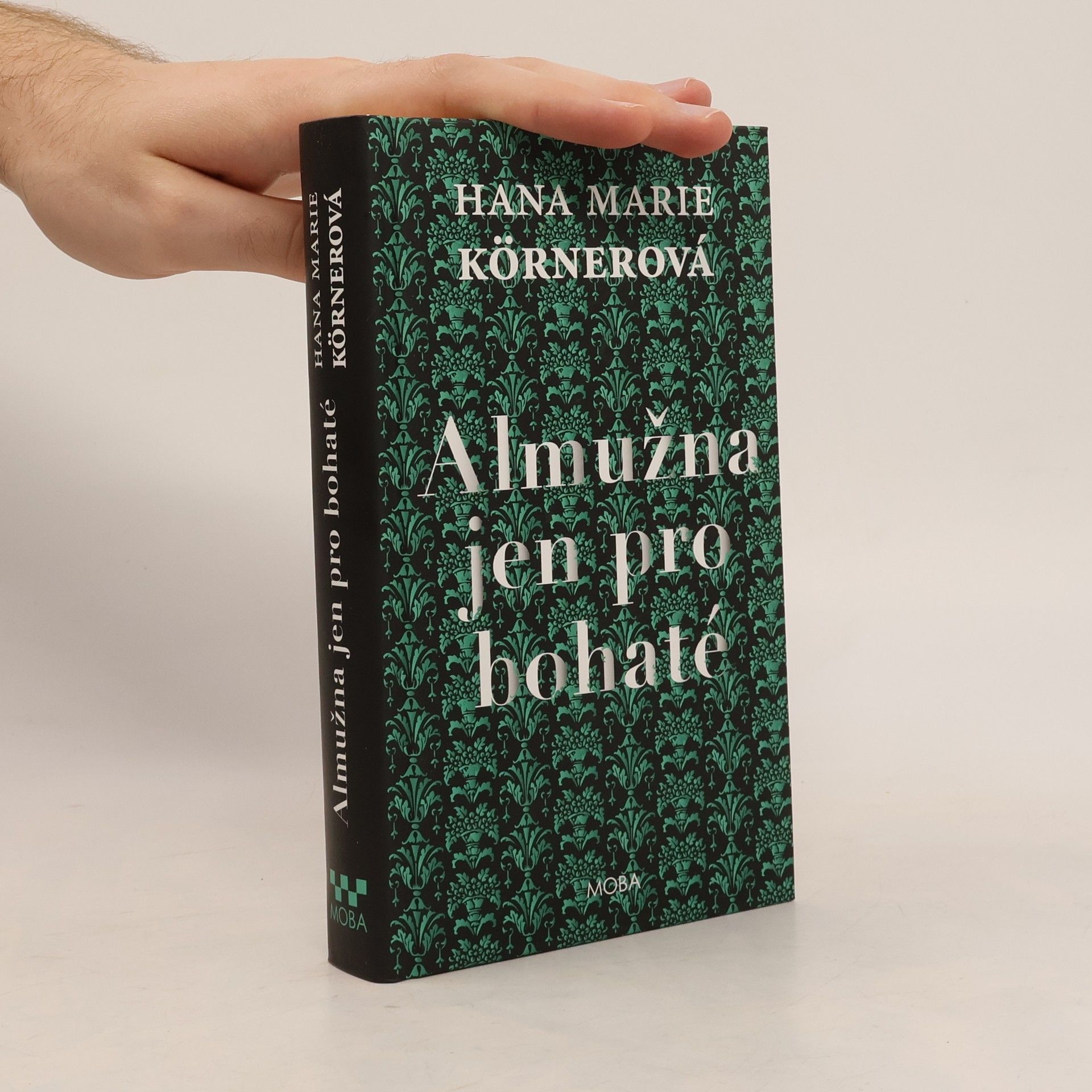 Almužna jen pro bohaté
