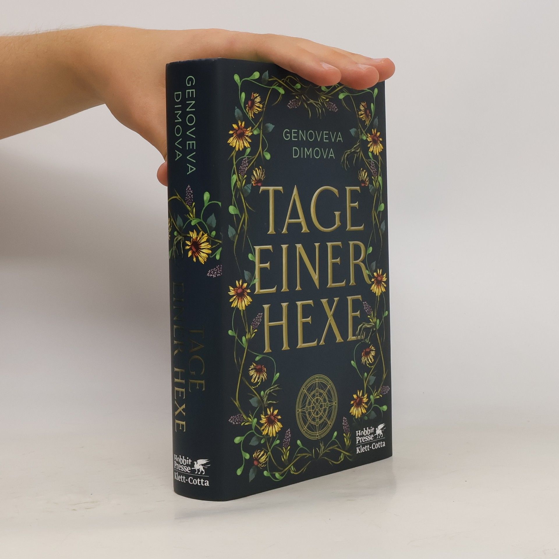 Genoveva Dimova Tage einer Hexe. Das Hexenkompendium der Monster | Limitierte Erstauflage mit wunderschön gestaltetem Farbschnitt