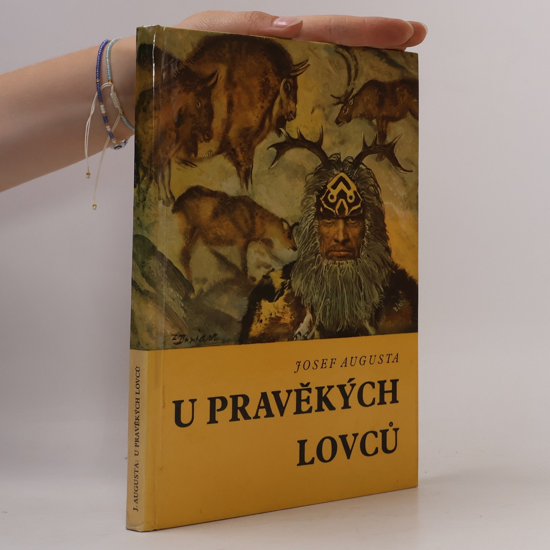 Josef Augusta U pravěkých lovců