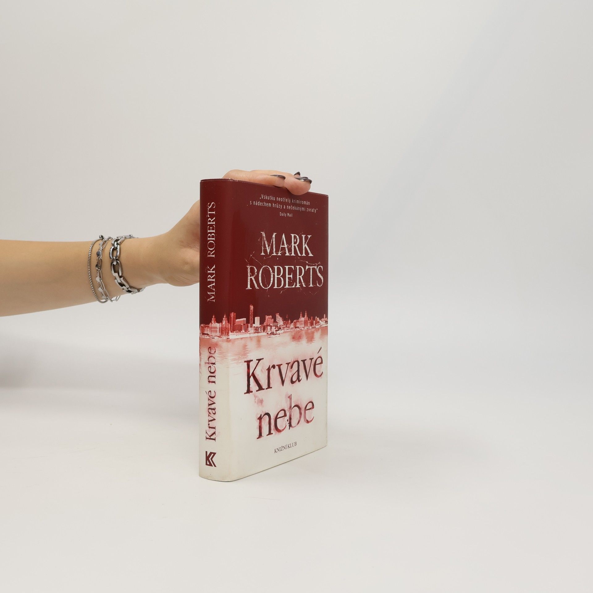 Mark Roberts Krvavé nebe